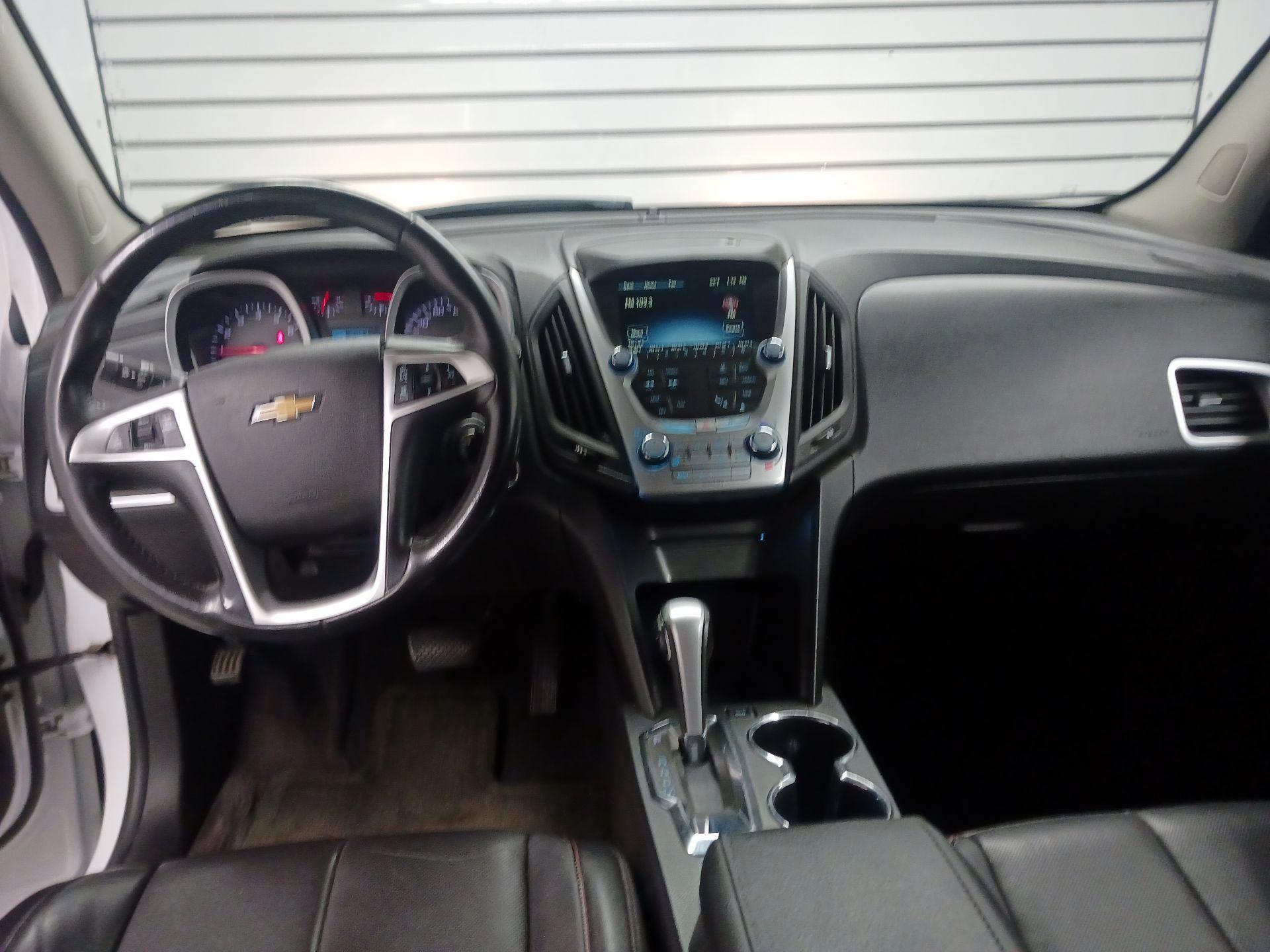 Thumbnail: 2015 Chevrolet Equinox - 9