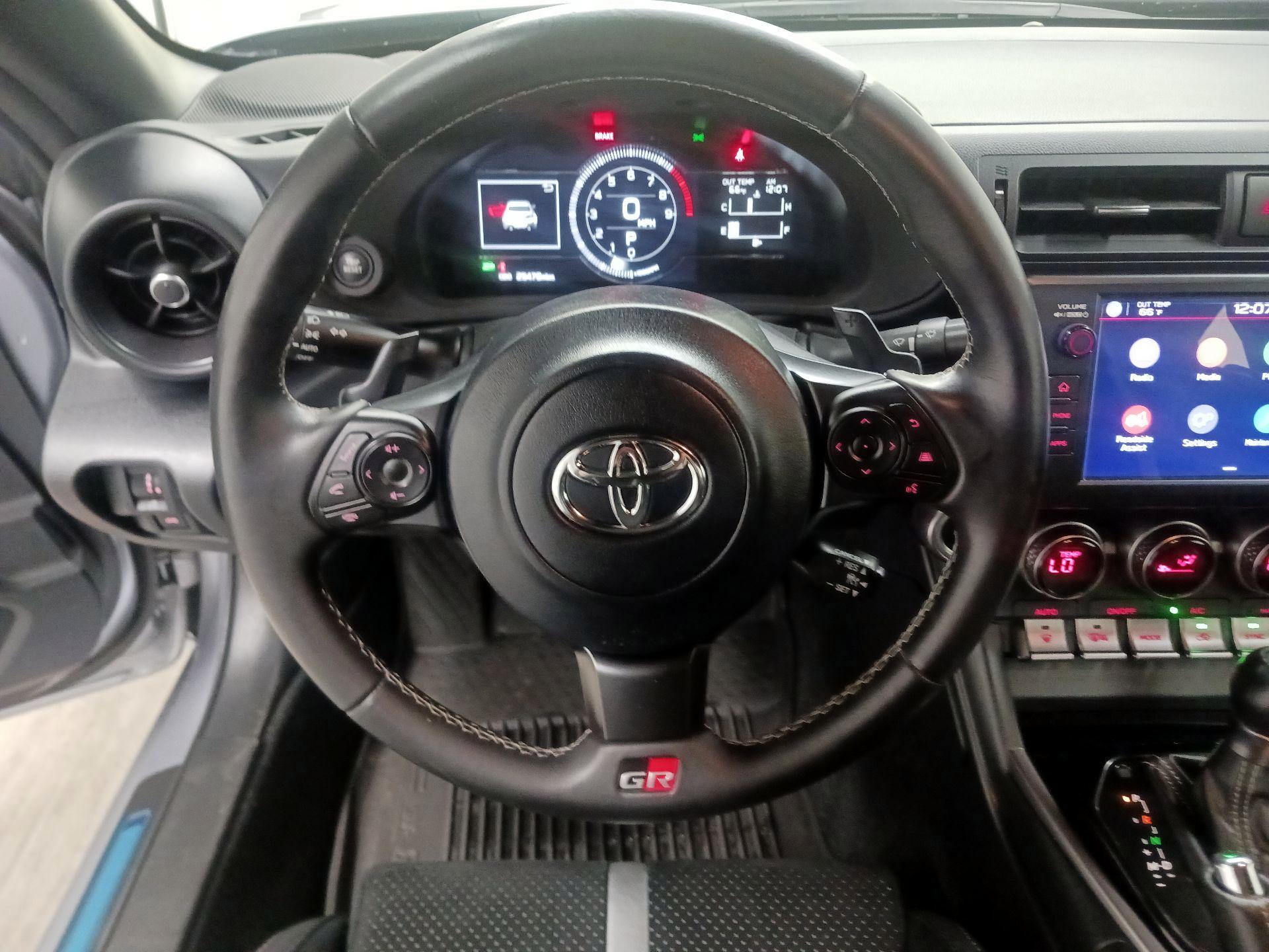 Thumbnail: 2023 Toyota GR86 - 10