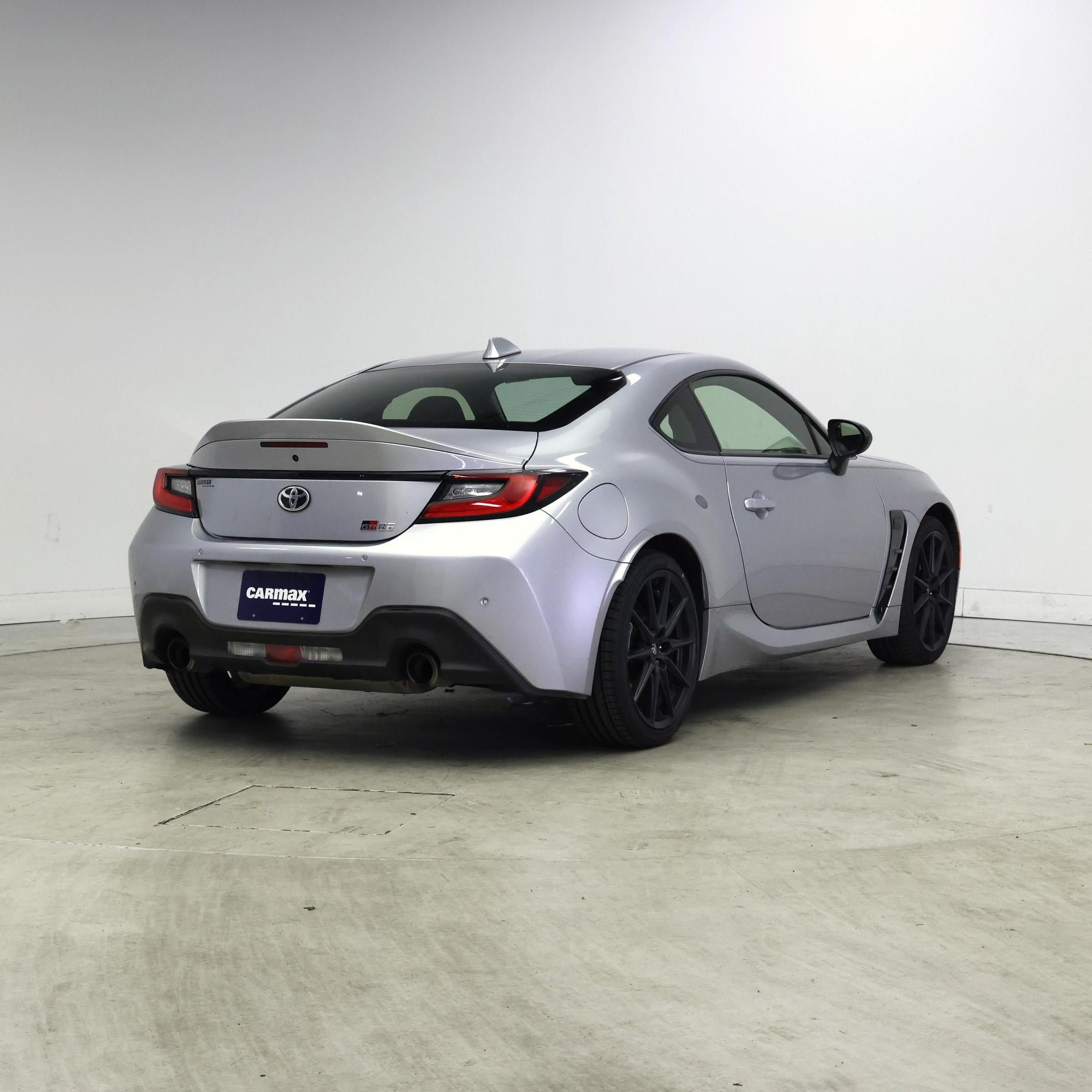 Thumbnail: 2023 Toyota GR86 - 8