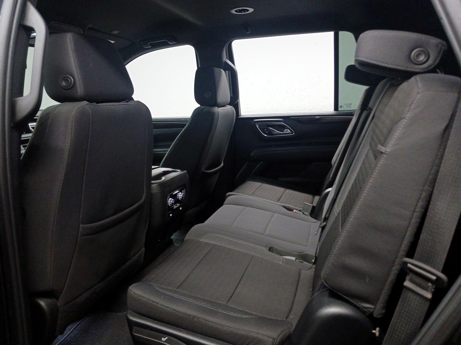 Thumbnail: 2023 GMC Yukon - 18