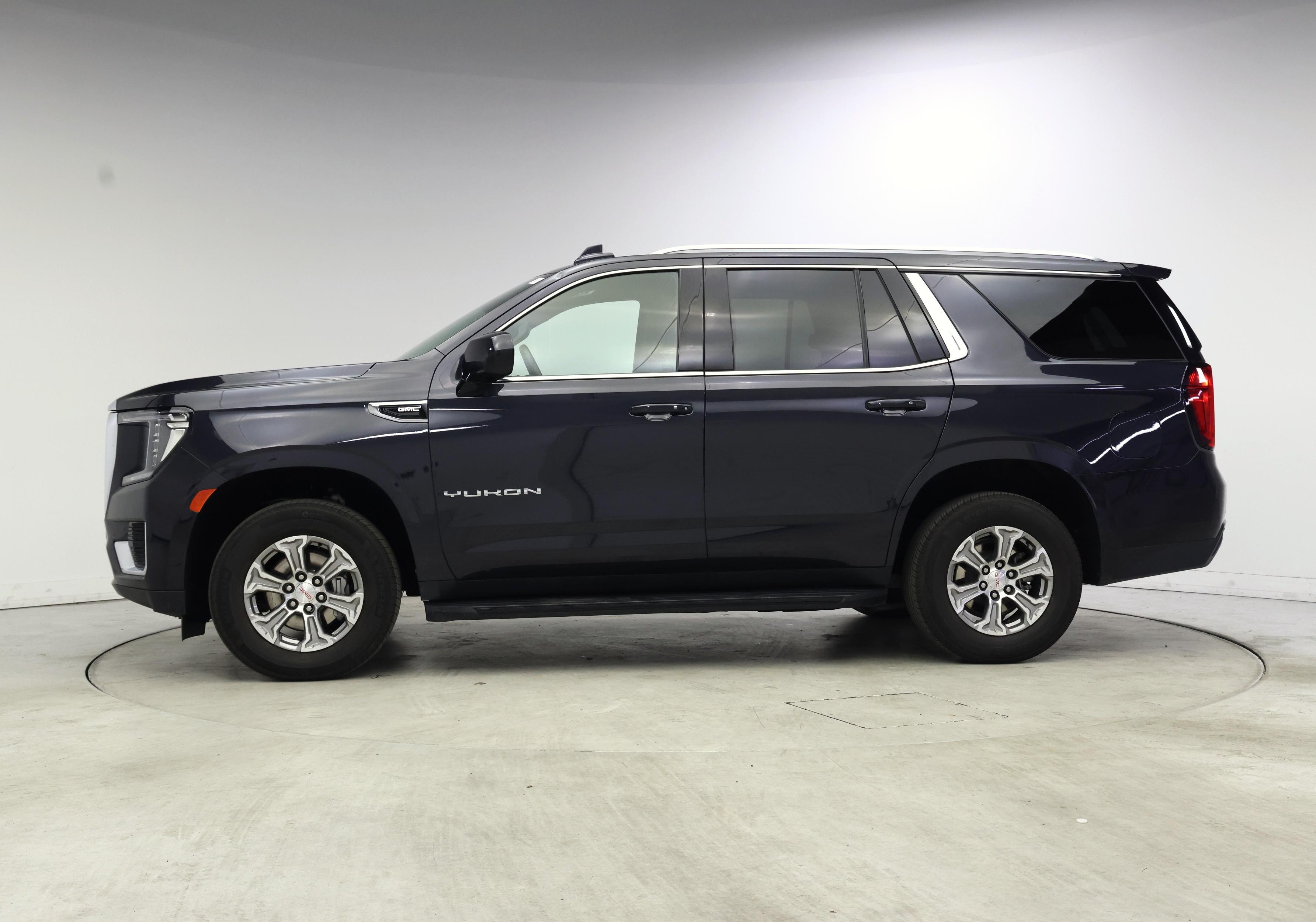 Thumbnail: 2023 GMC Yukon - 3