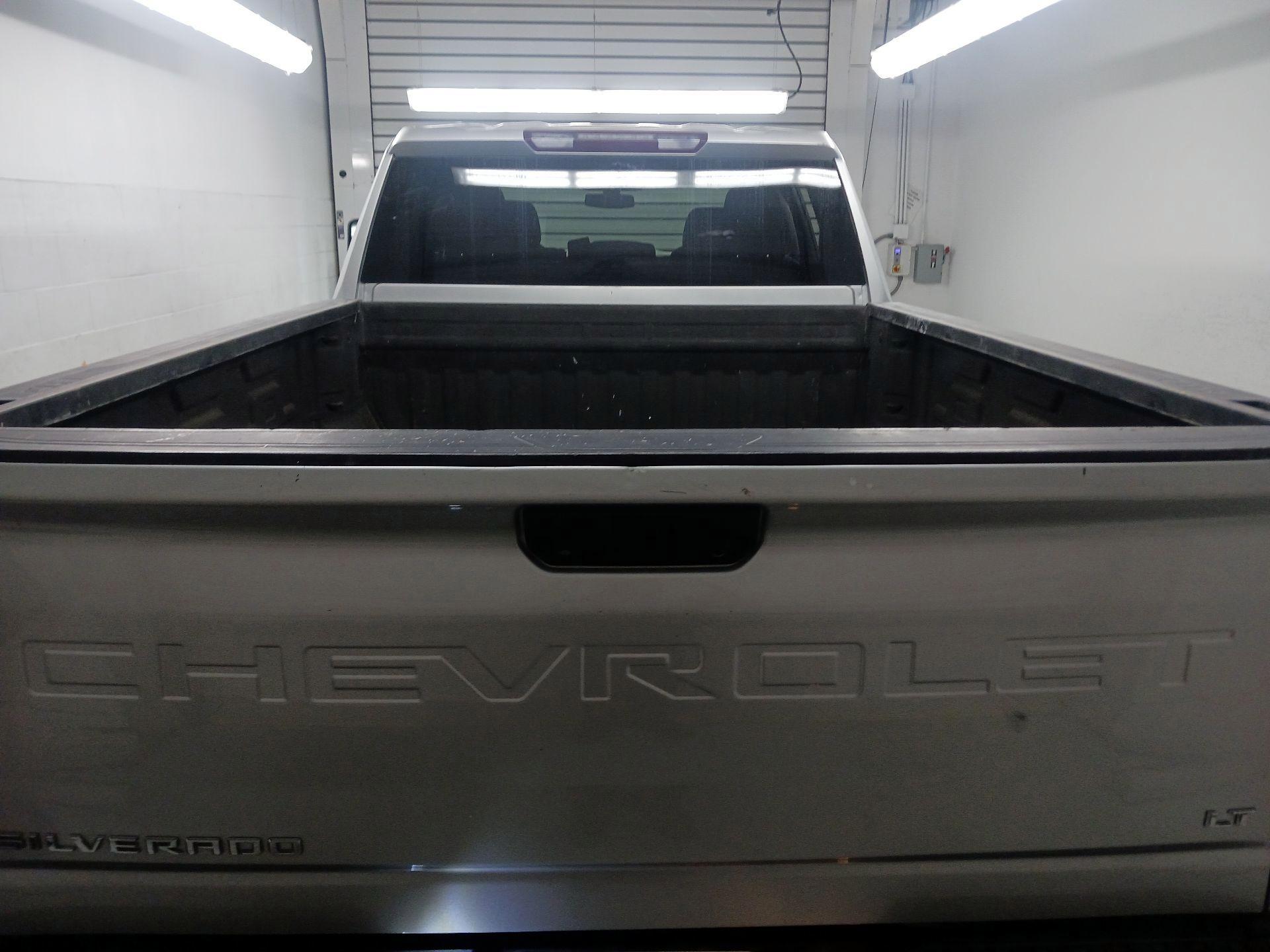 Thumbnail: 2021 Chevrolet Silverado 2500 - 18