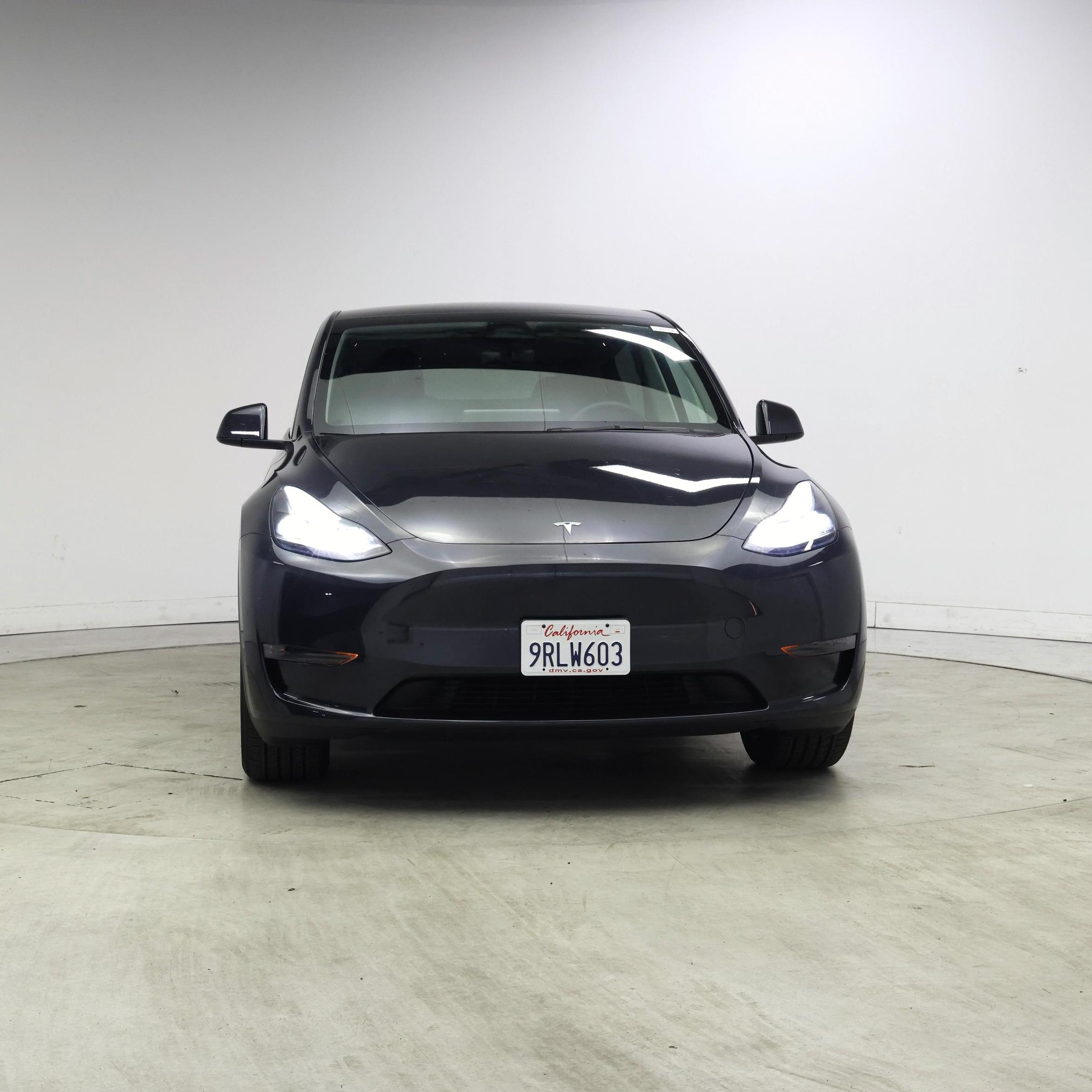 Thumbnail: 2025 Tesla Model Y - 5