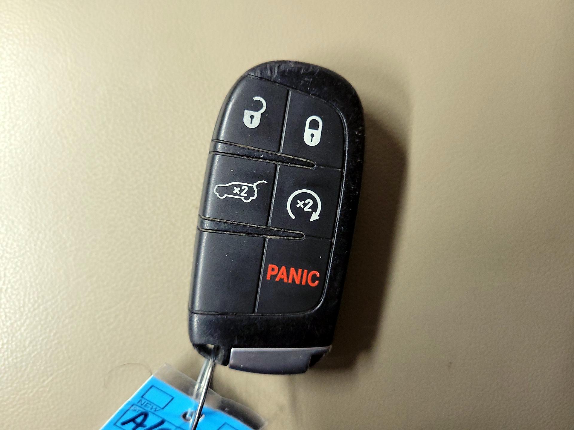 Thumbnail: 2019 Jeep Grand Cherokee - 20