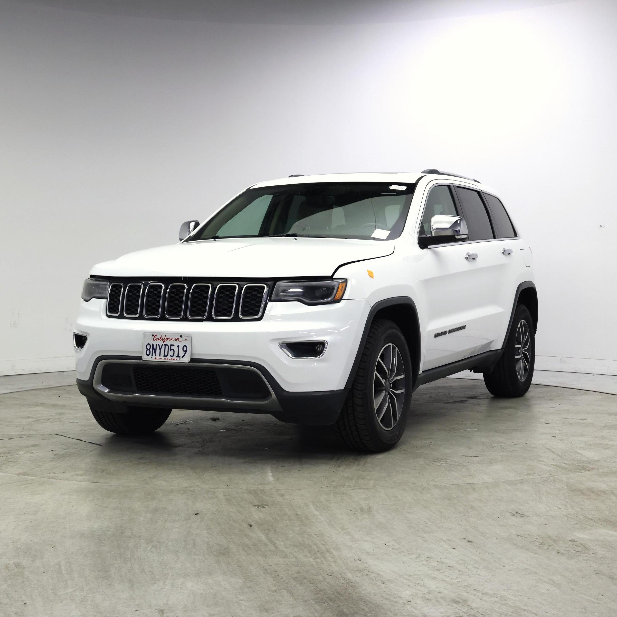 Thumbnail: 2019 Jeep Grand Cherokee - 4