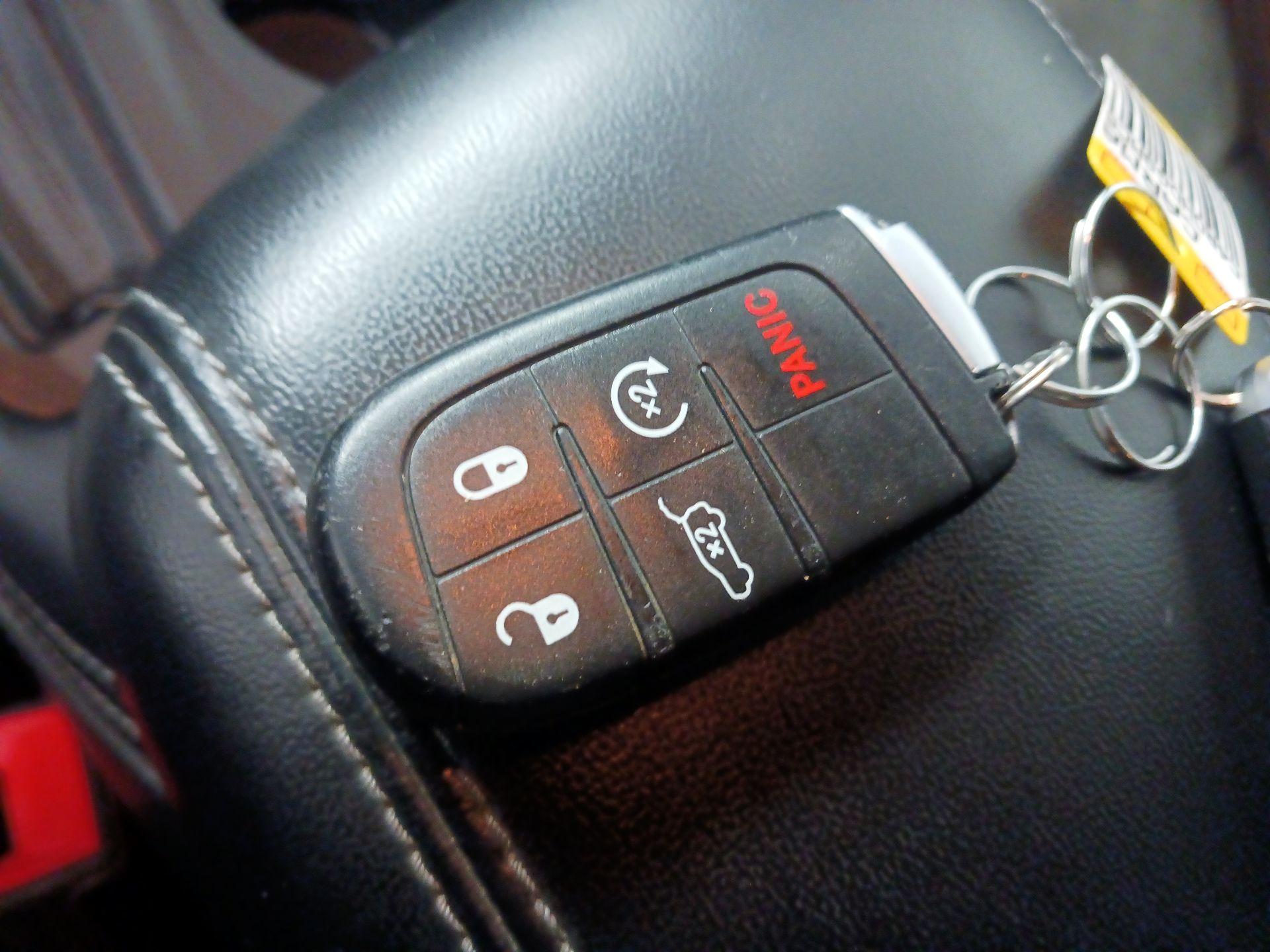 Thumbnail: 2021 Dodge Durango - 18