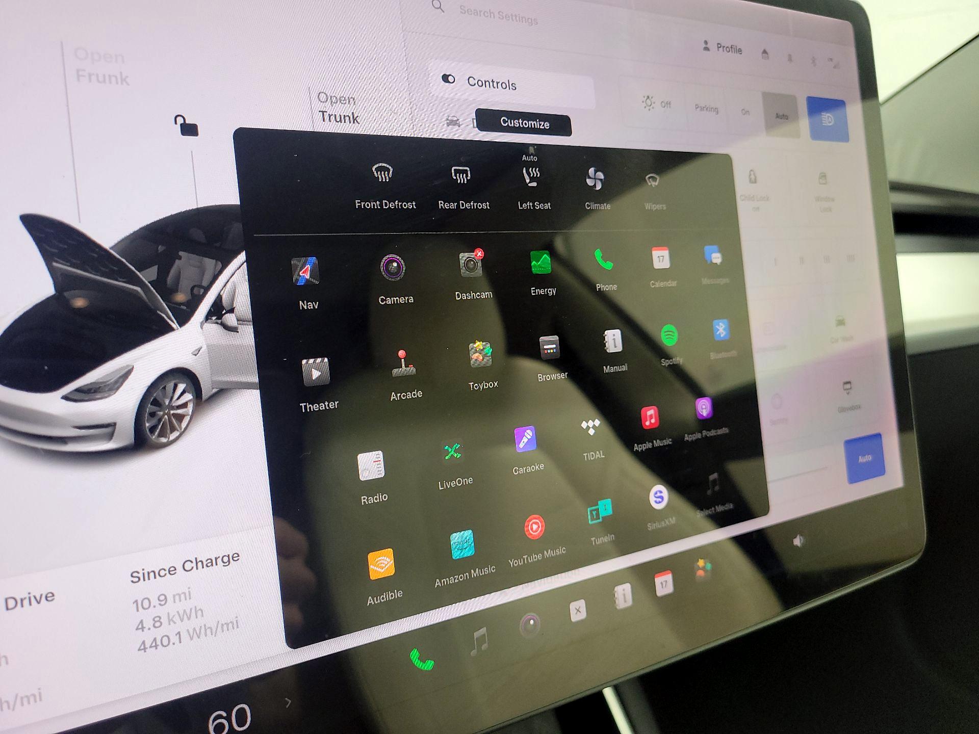 Thumbnail: 2020 Tesla Model 3 - 13