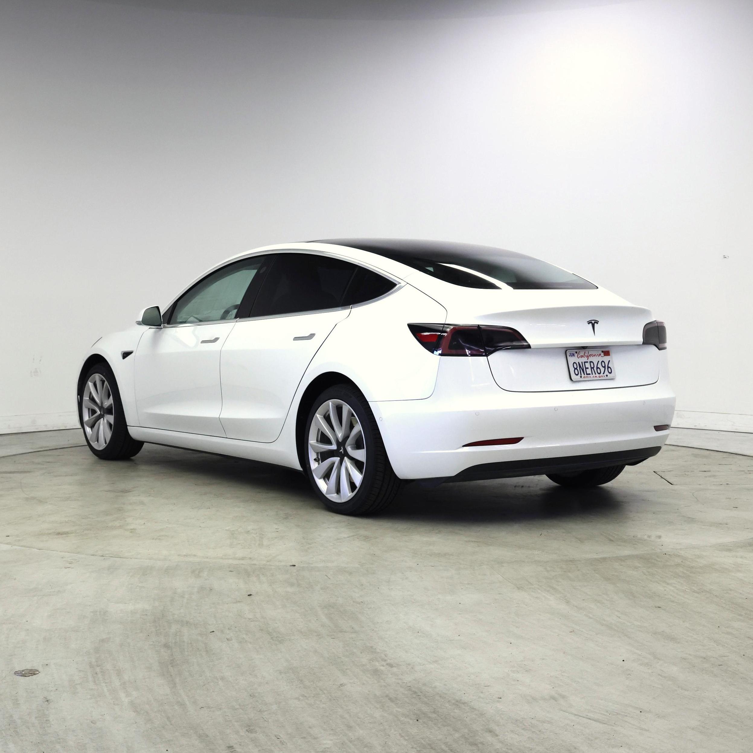 Thumbnail: 2020 Tesla Model 3 - 2