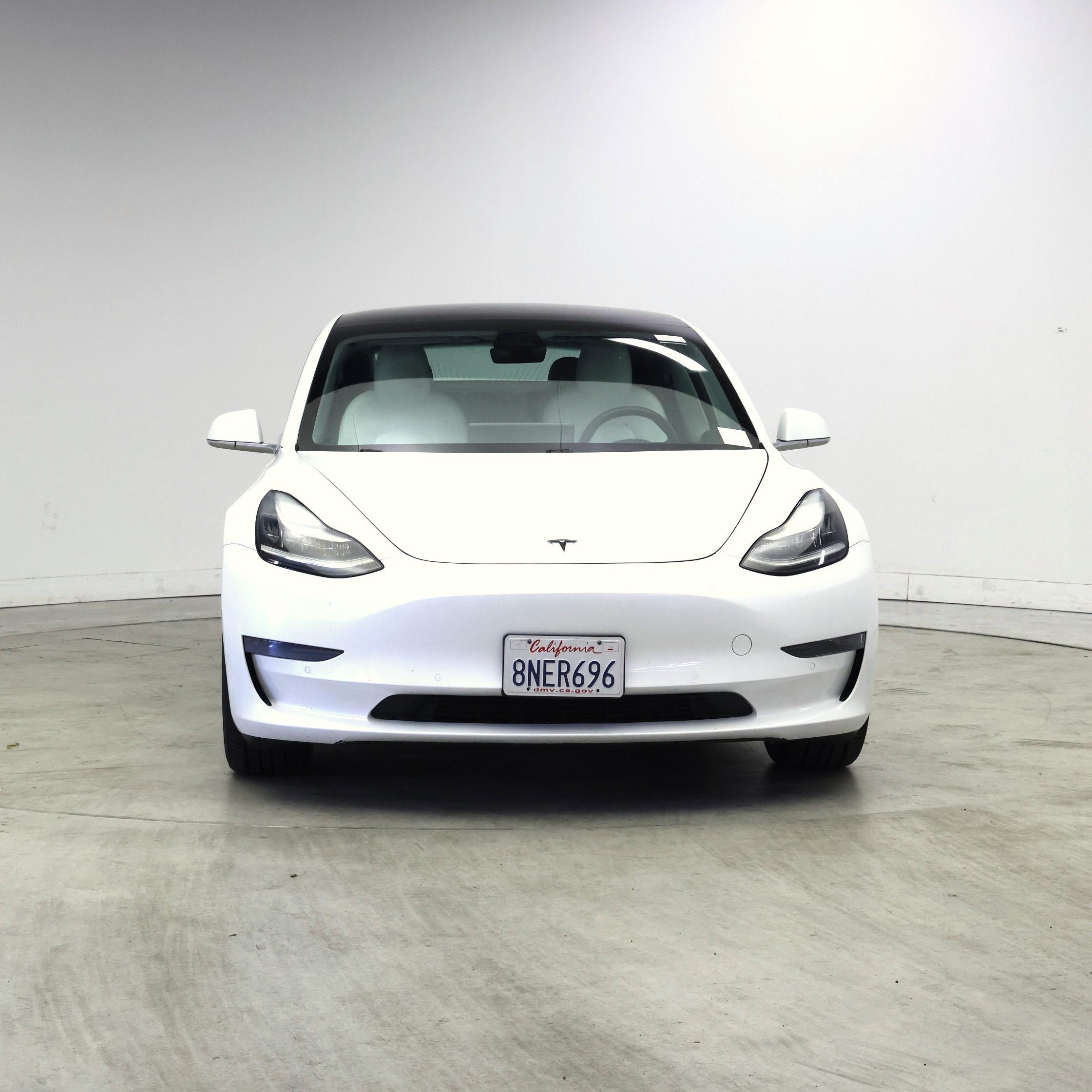 Thumbnail: 2020 Tesla Model 3 - 5