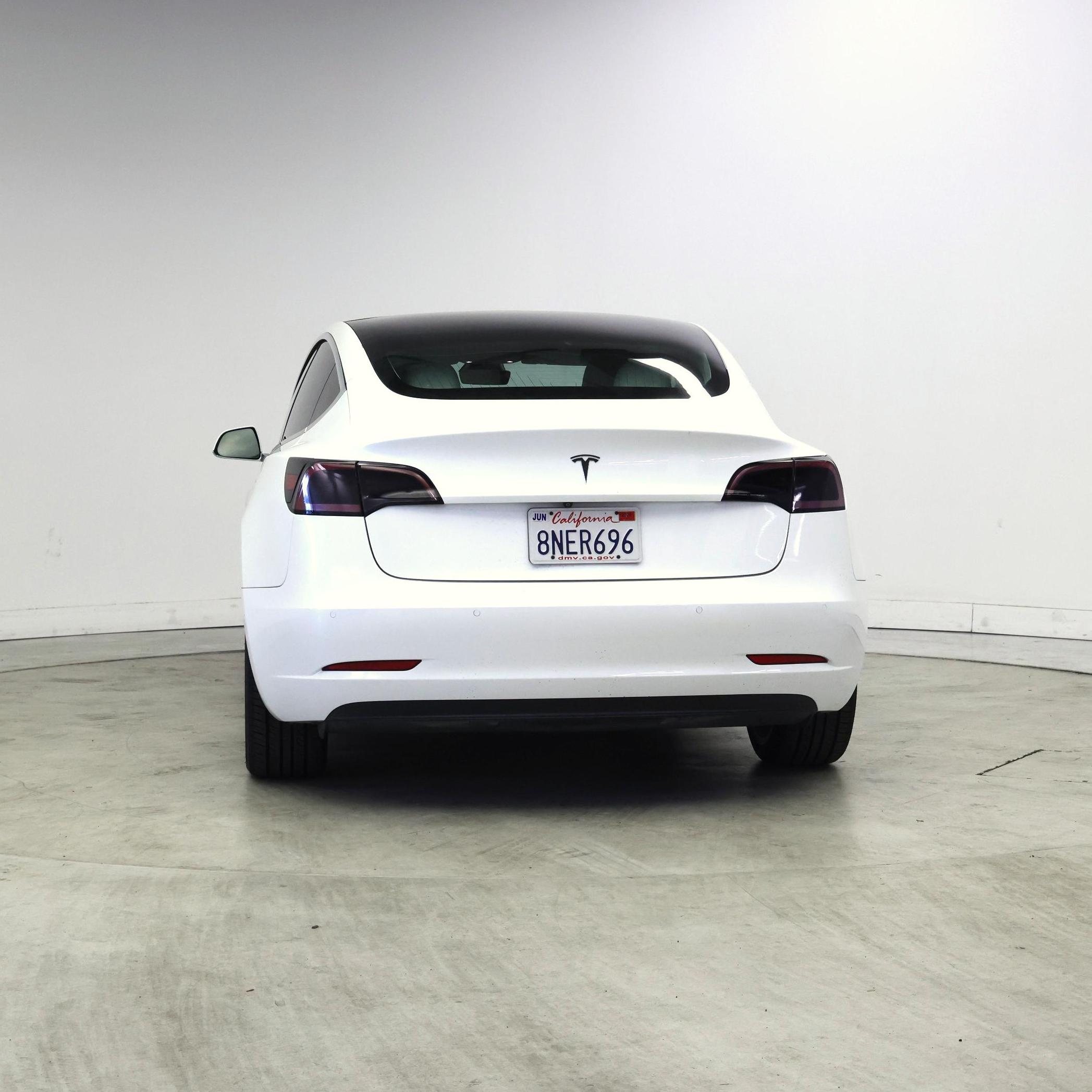 Thumbnail: 2020 Tesla Model 3 - 6