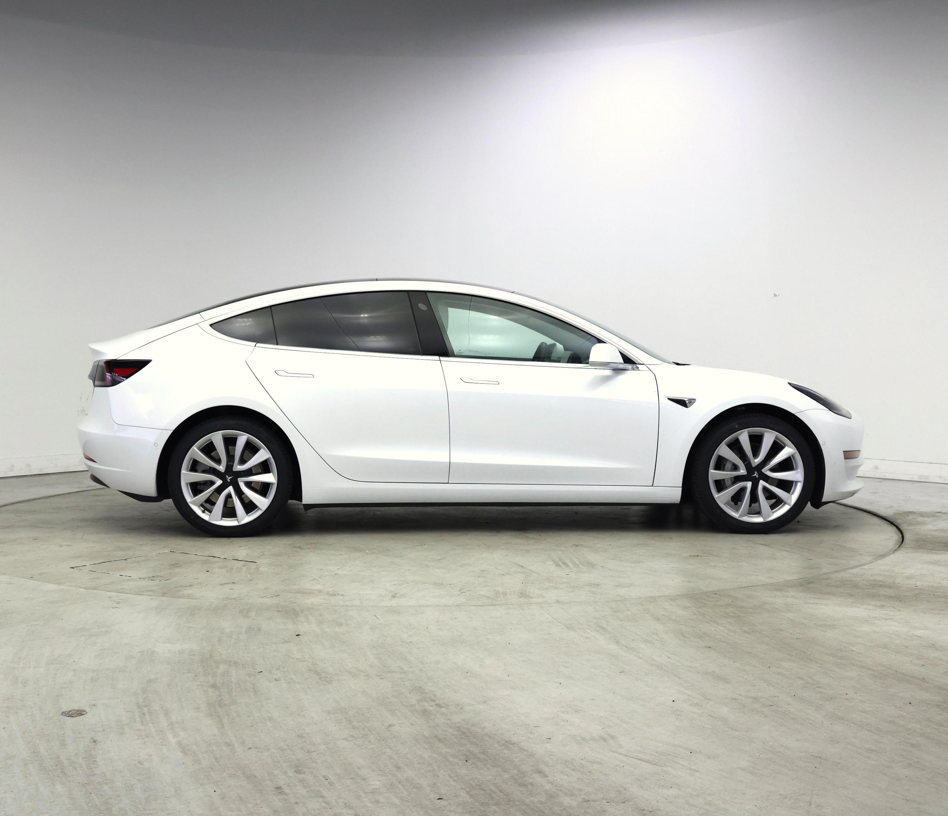 Thumbnail: 2020 Tesla Model 3 - 7
