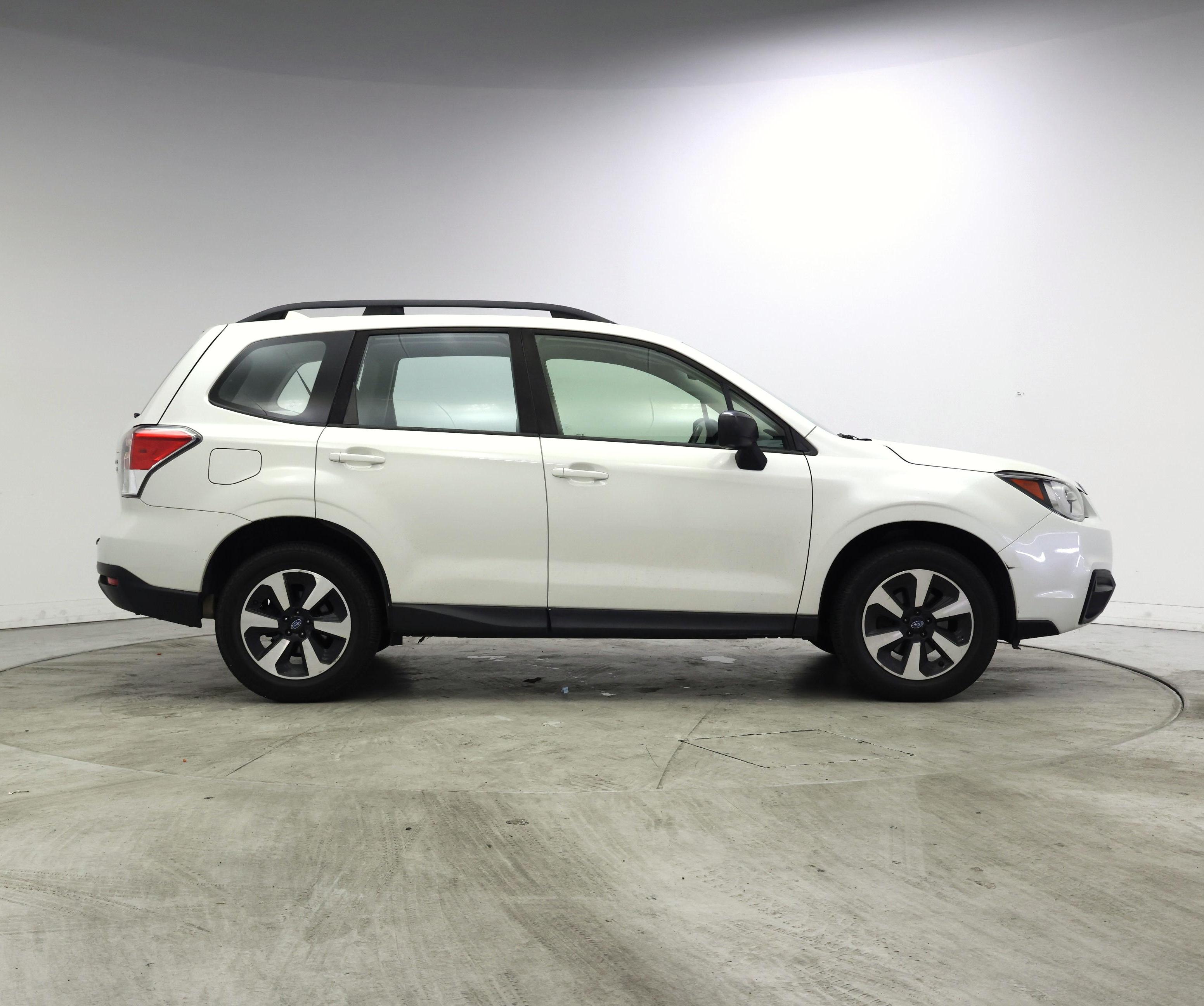 Thumbnail: 2017 Subaru Forester - 7