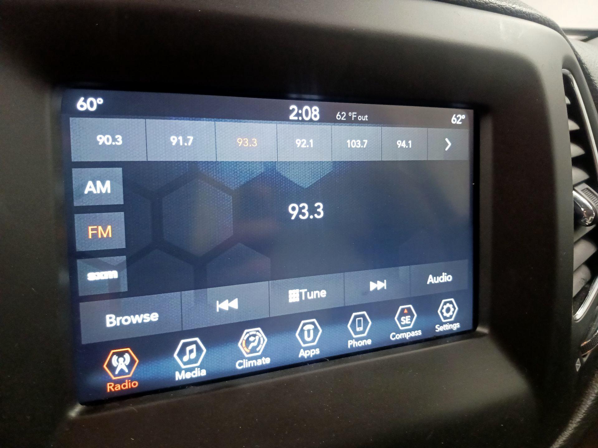 Thumbnail: 2019 Jeep Compass - 15