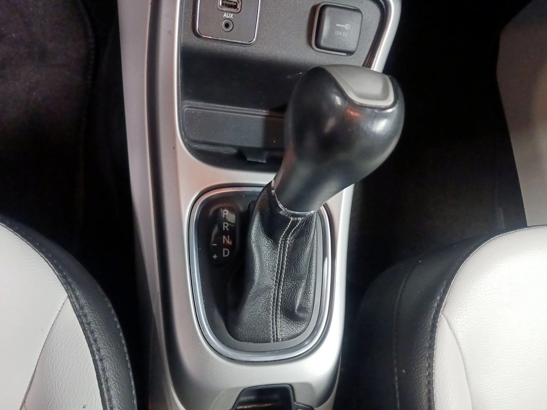 Thumbnail: 2019 Jeep Compass - 17