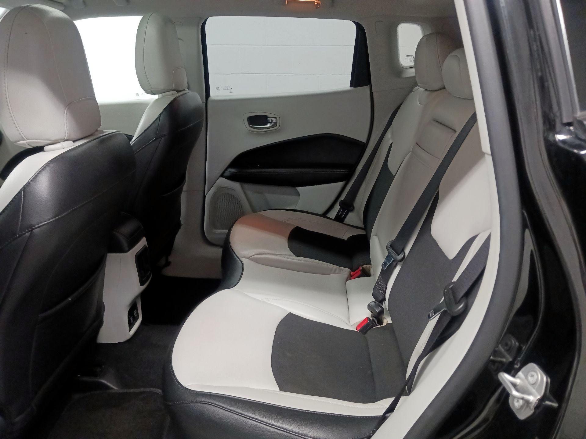 Thumbnail: 2019 Jeep Compass - 20