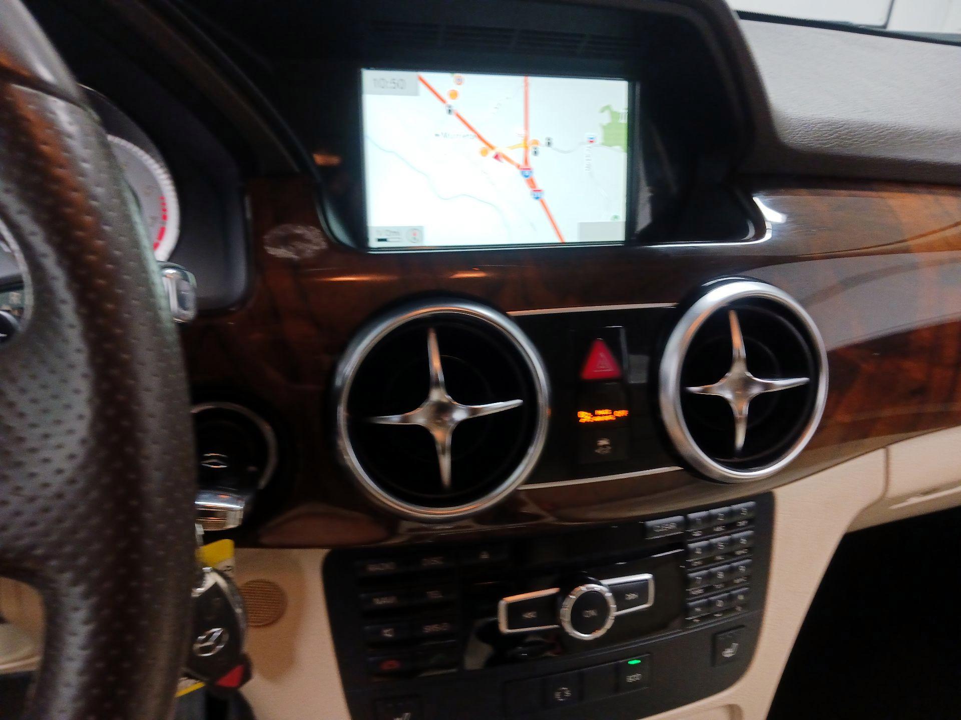 Thumbnail: 2015 Mercedes-Benz GLK - 13