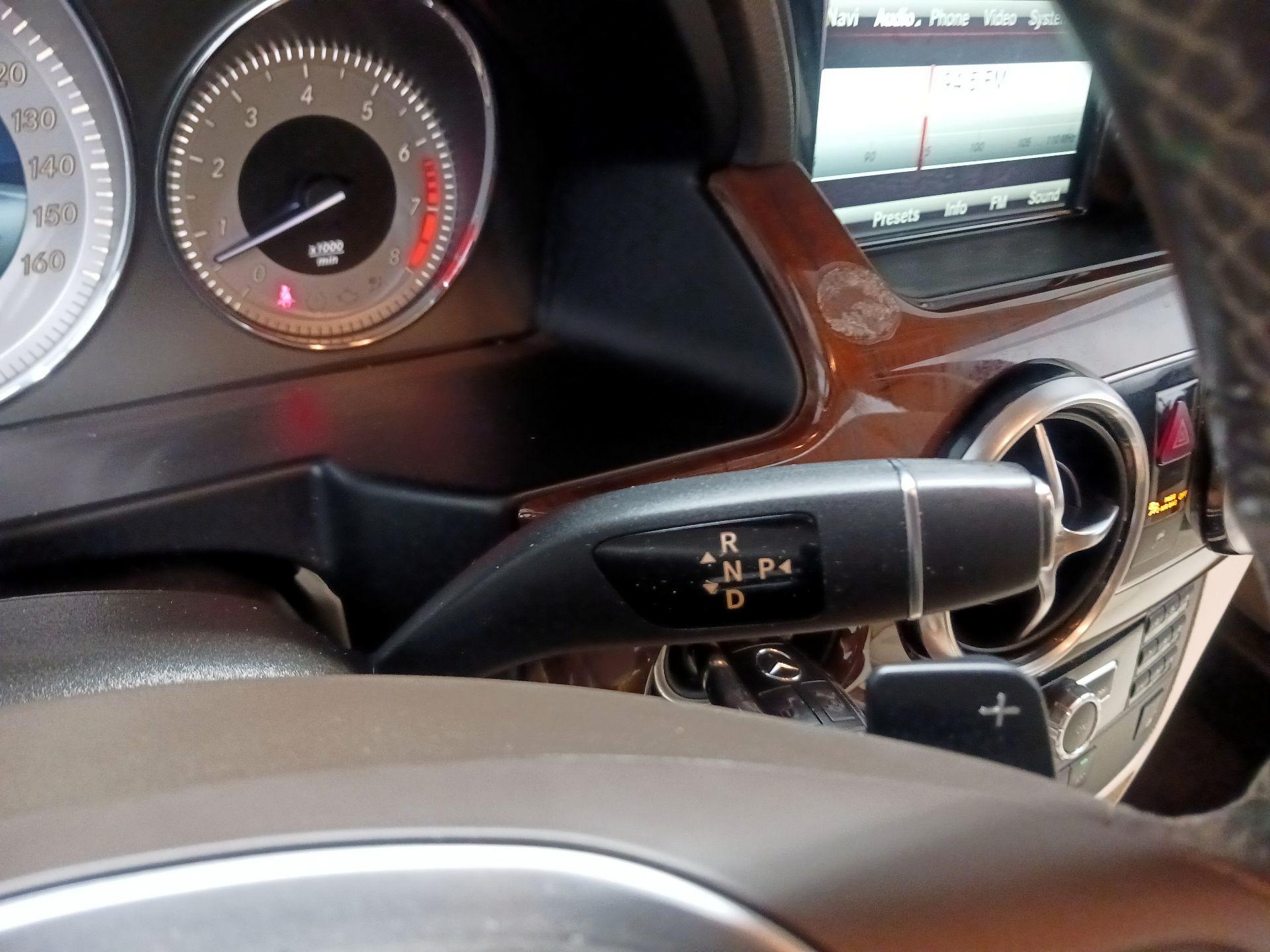 Thumbnail: 2015 Mercedes-Benz GLK - 17