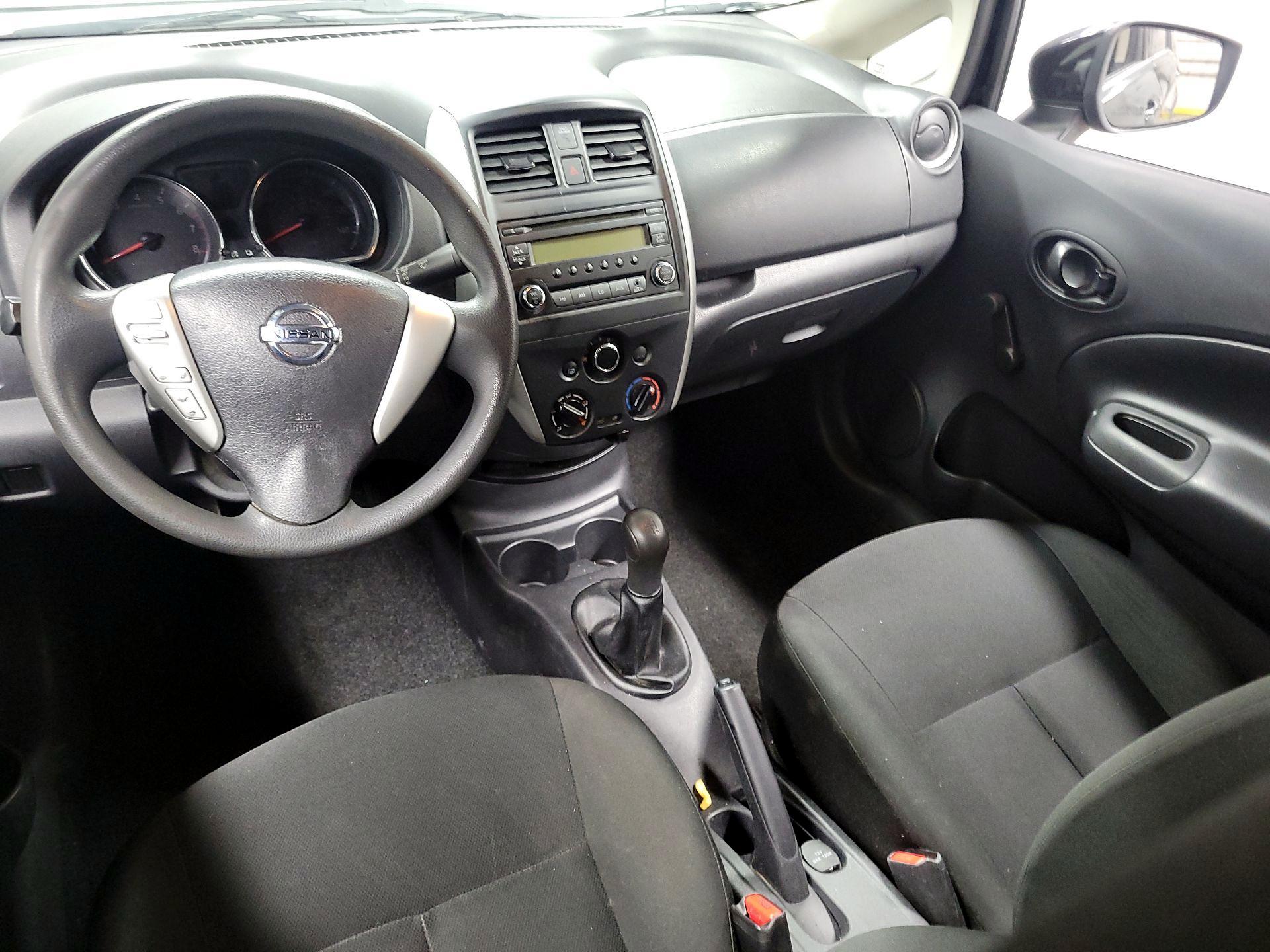 Thumbnail: 2015 Nissan Versa Note - 9