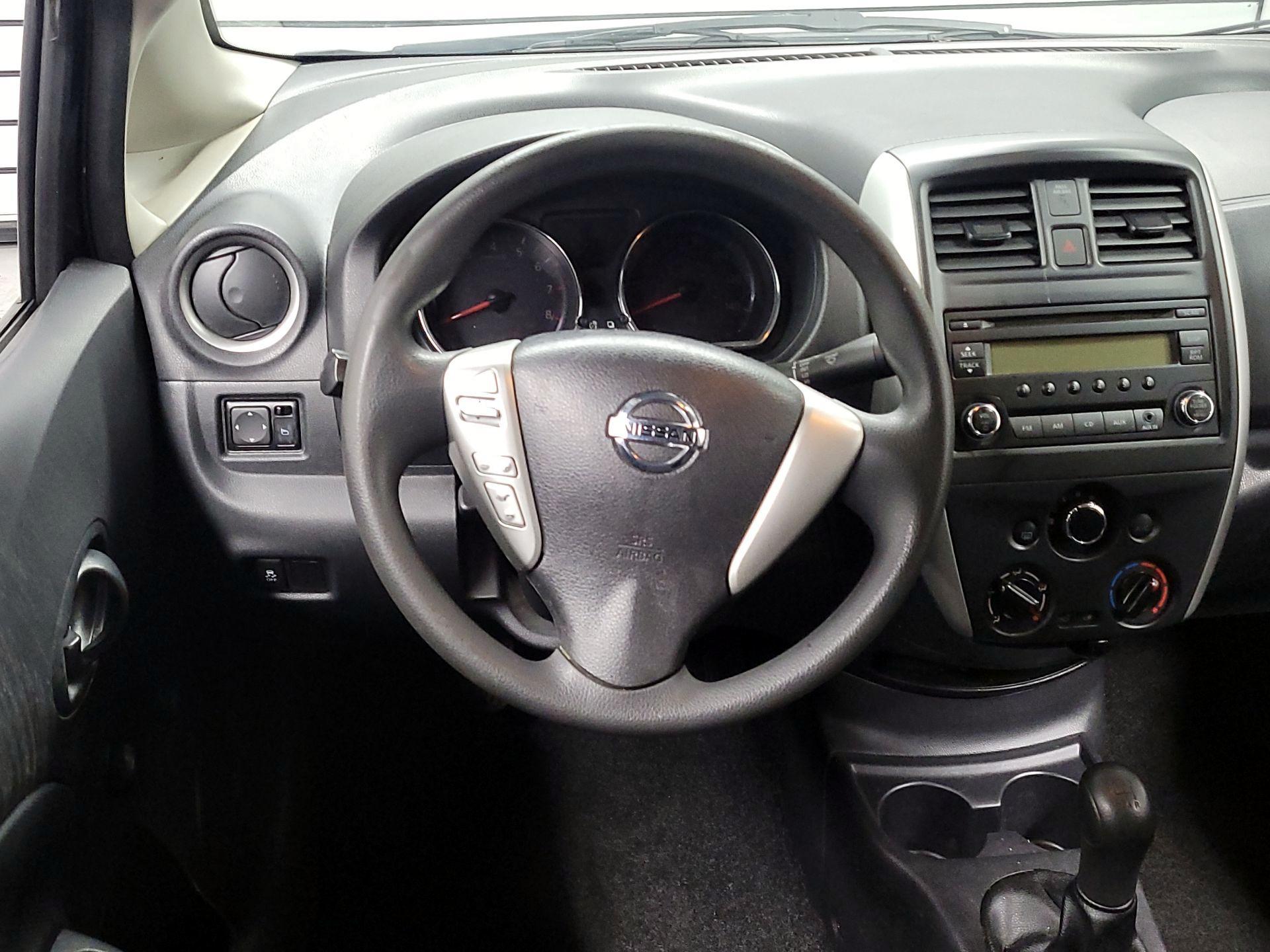 Thumbnail: 2015 Nissan Versa Note - 10