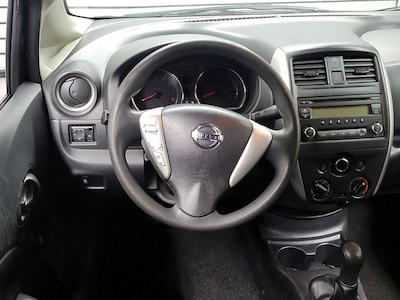 Steering Wheel & Instrument Cluster (On)