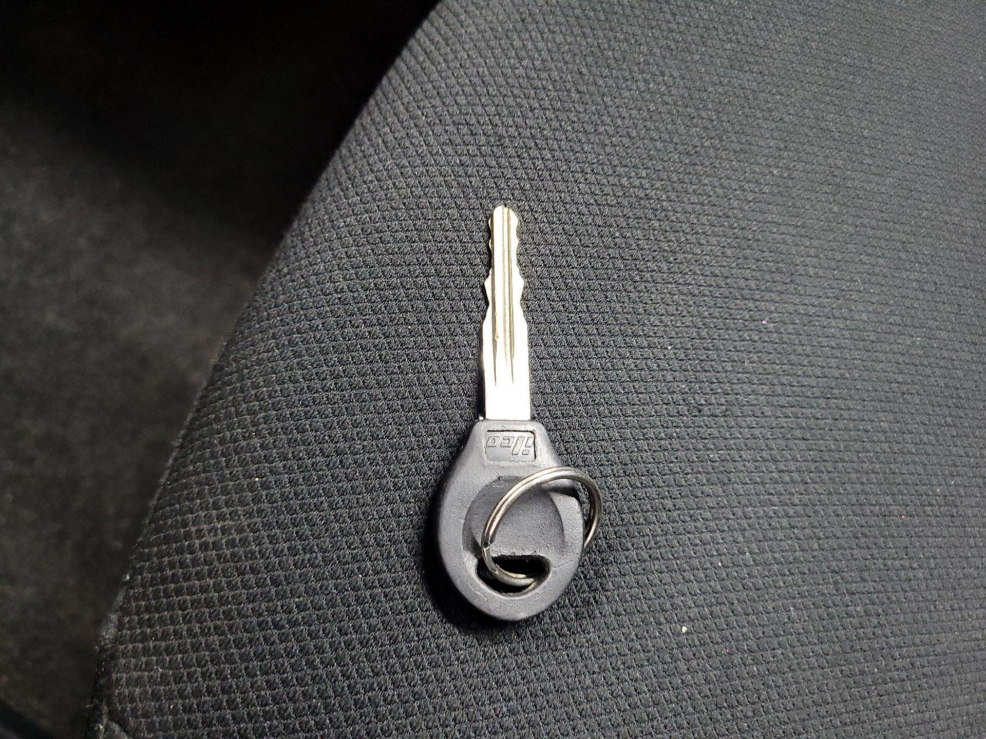 Thumbnail: 2015 Nissan Versa Note - 19