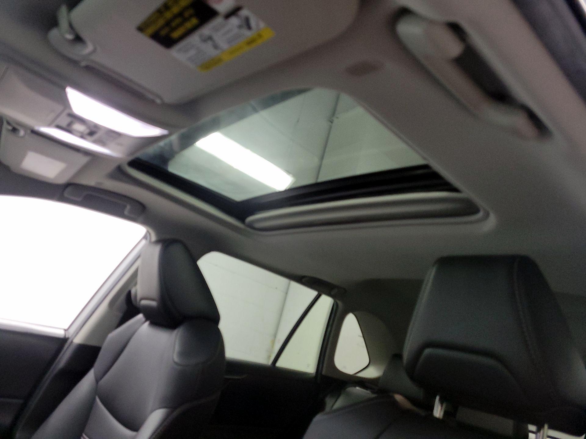 Thumbnail: 2023 Toyota RAV4 - 19