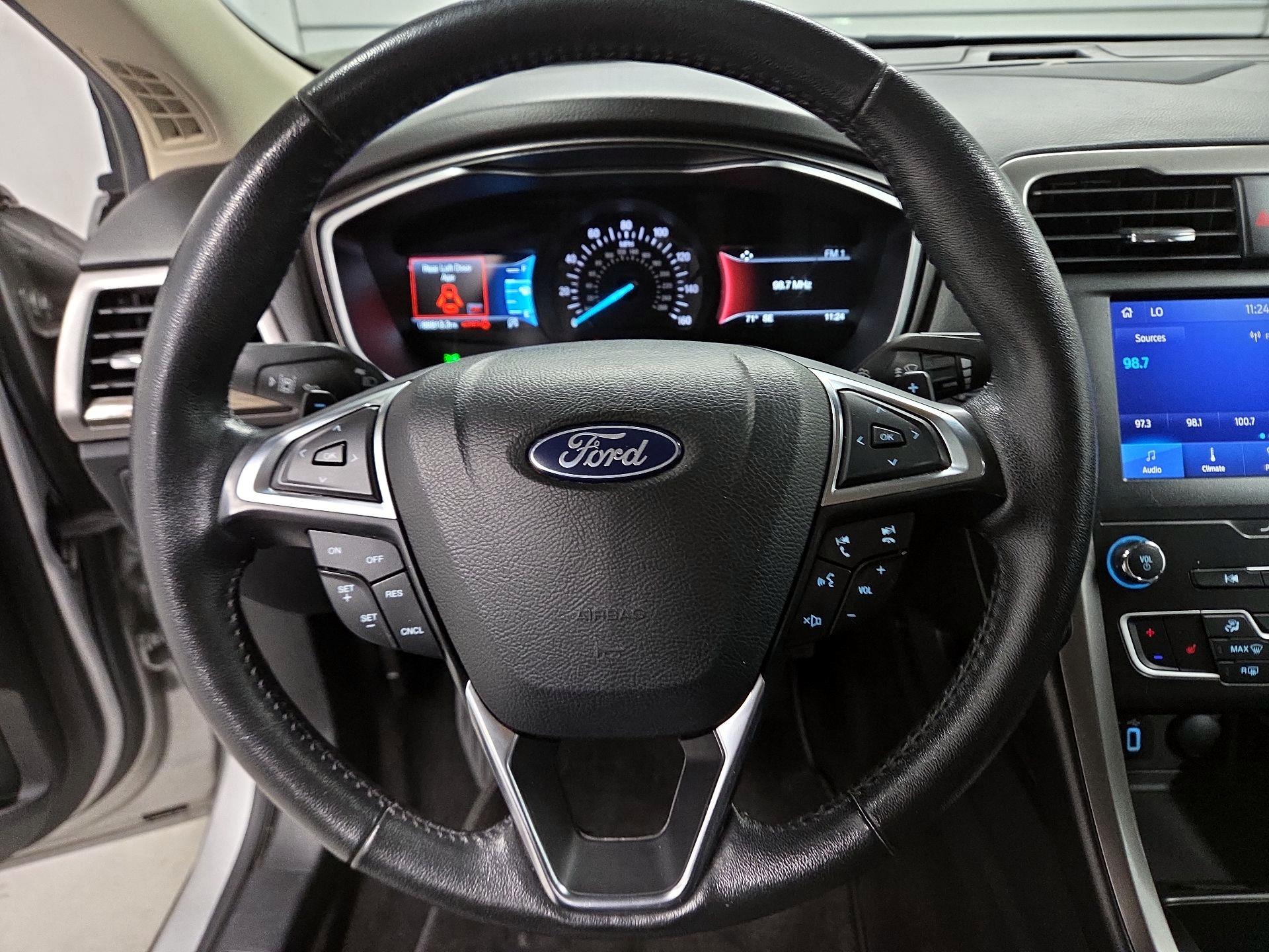 Thumbnail: 2019 Ford Fusion - 10