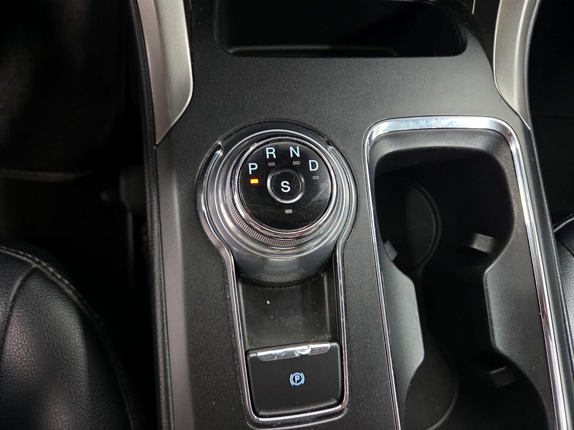 Thumbnail: 2019 Ford Fusion - 17