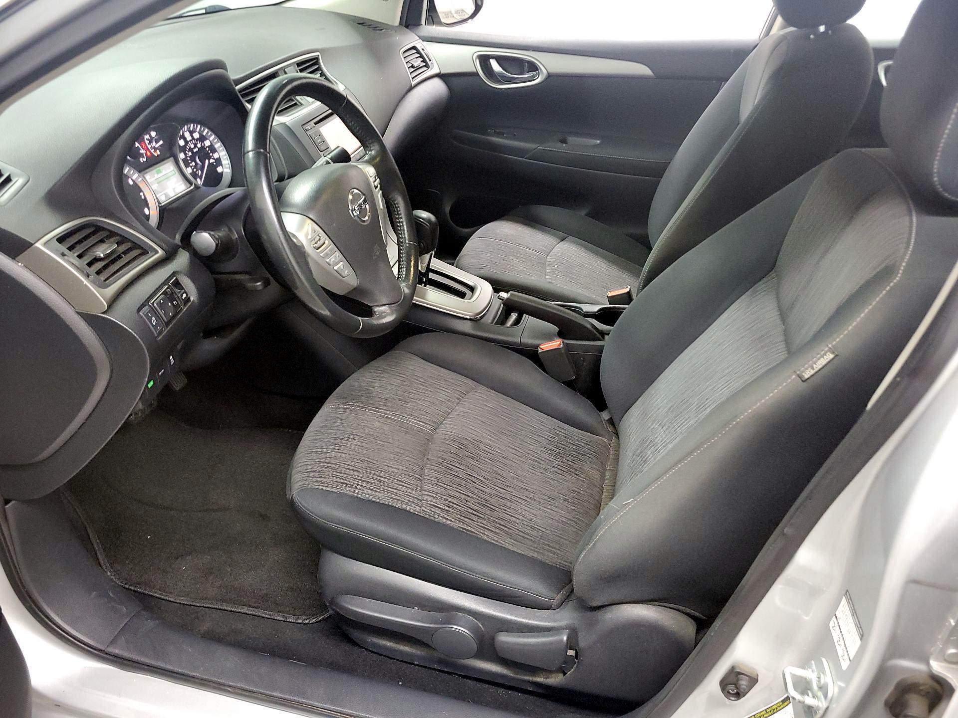 Thumbnail: 2015 Nissan Sentra - 11