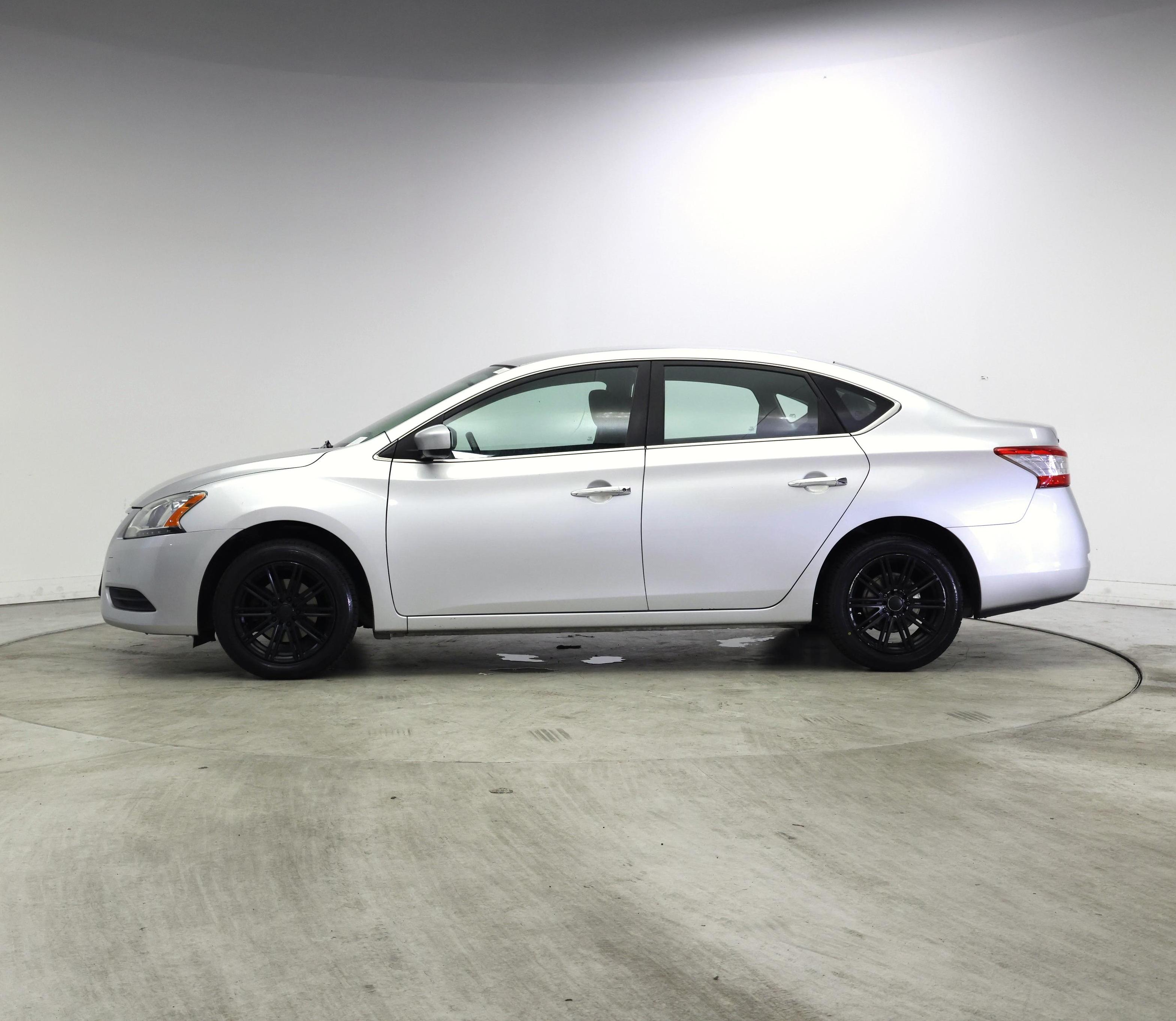 Thumbnail: 2015 Nissan Sentra - 3