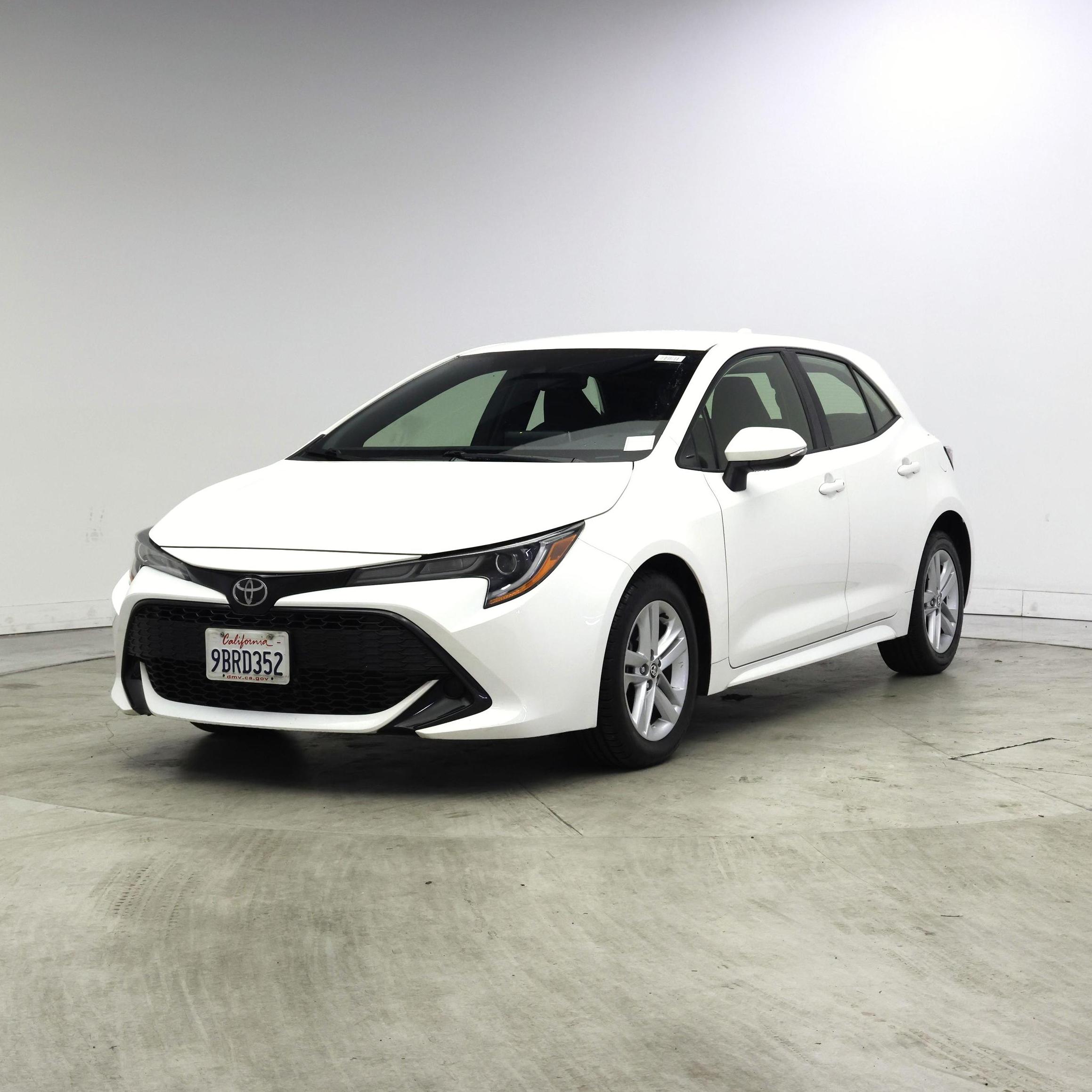 Thumbnail: 2022 Toyota Corolla - 4