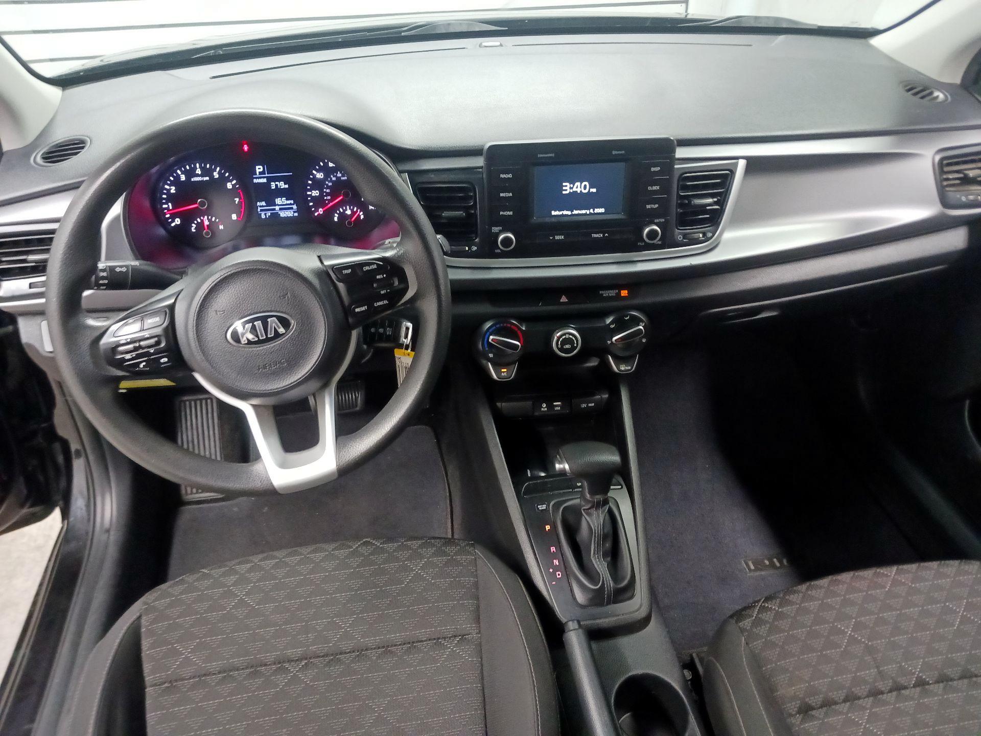 Thumbnail: 2019 Kia Rio - 9
