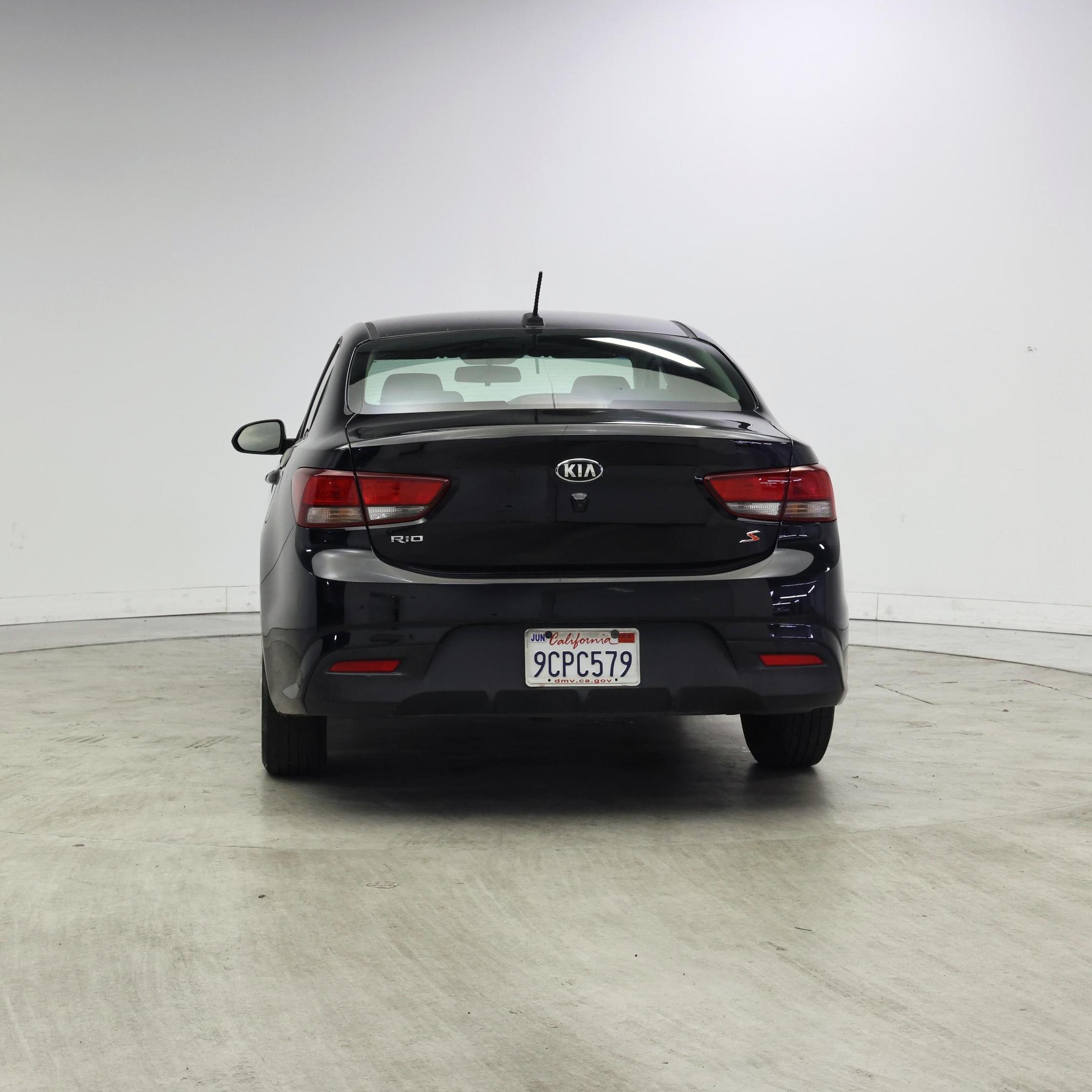 Thumbnail: 2019 Kia Rio - 6