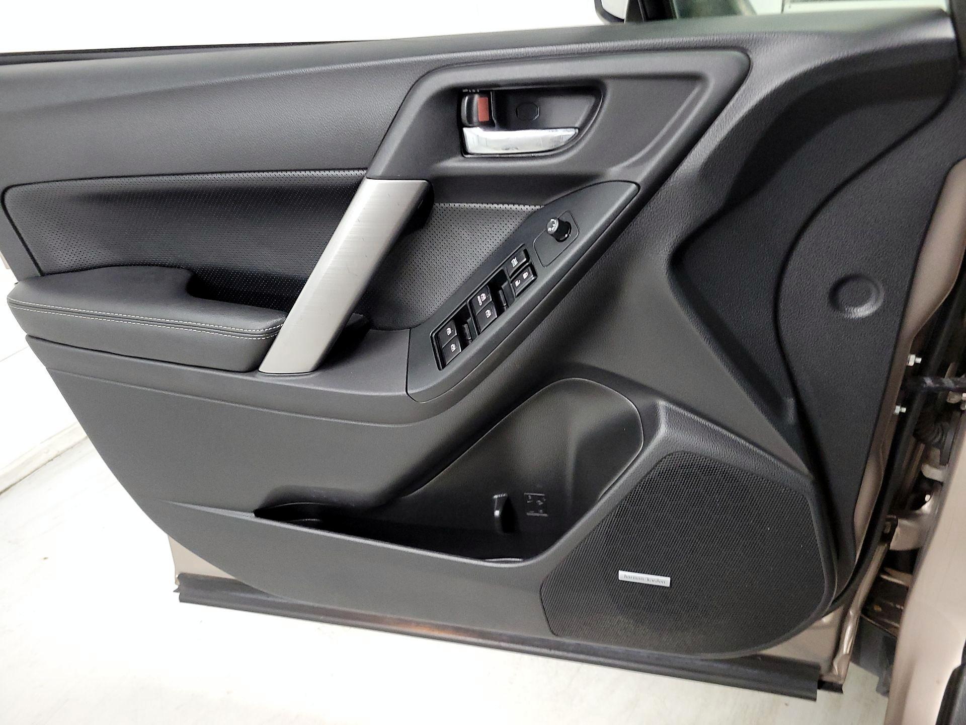 Thumbnail: 2015 Subaru Forester - 12