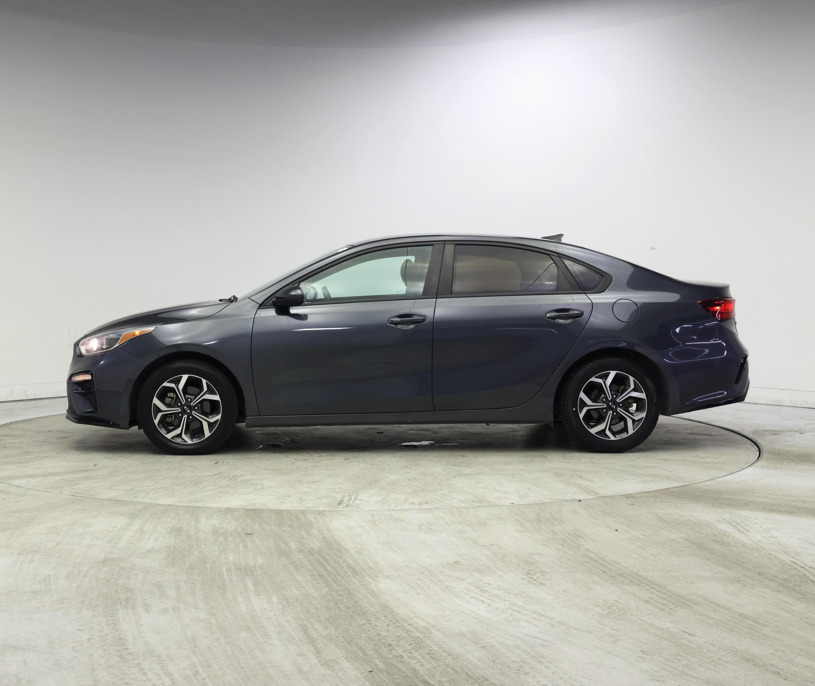 Thumbnail: 2021 Kia Forte - 3