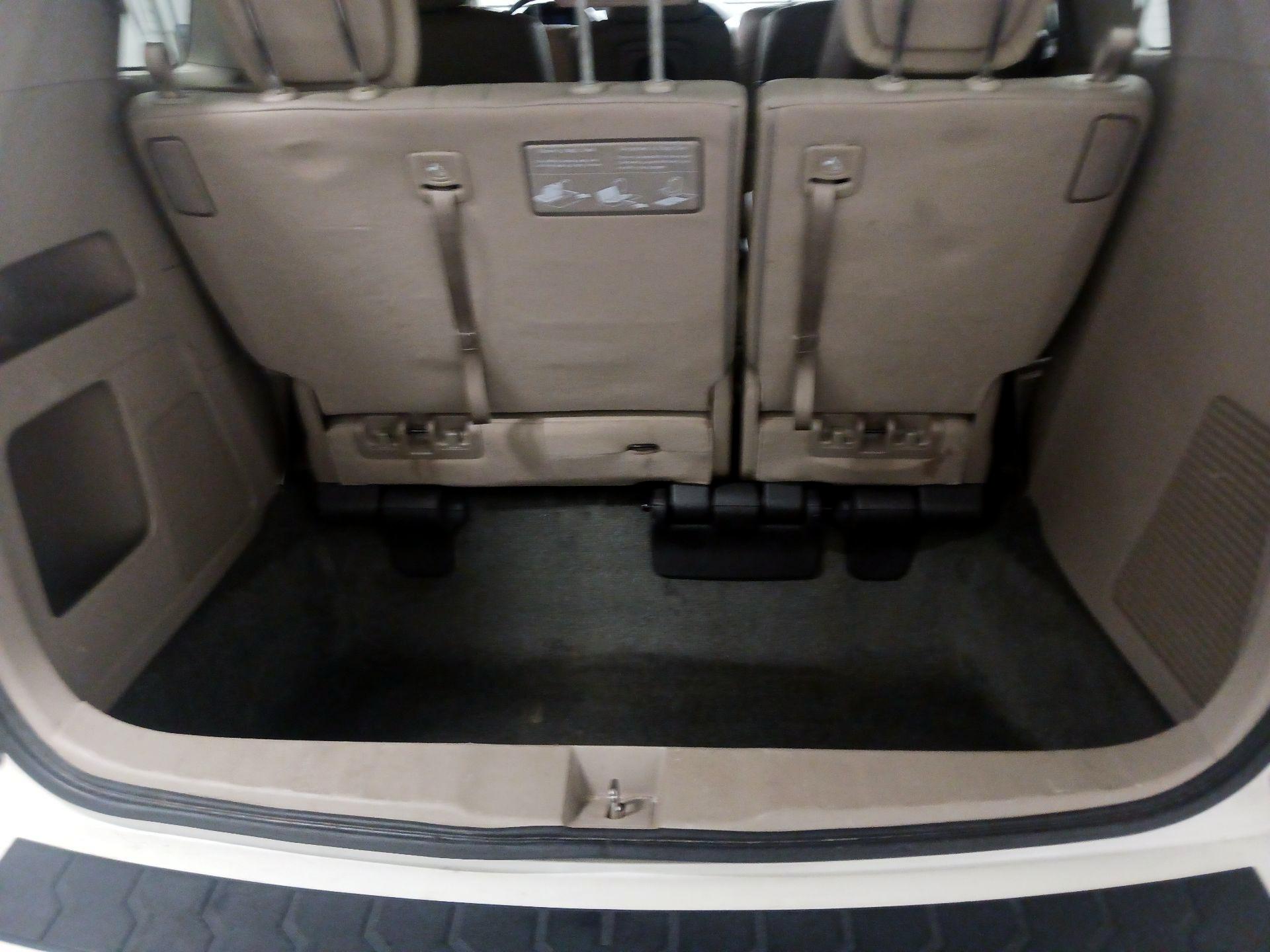 Thumbnail: 2016 Honda Odyssey - 16