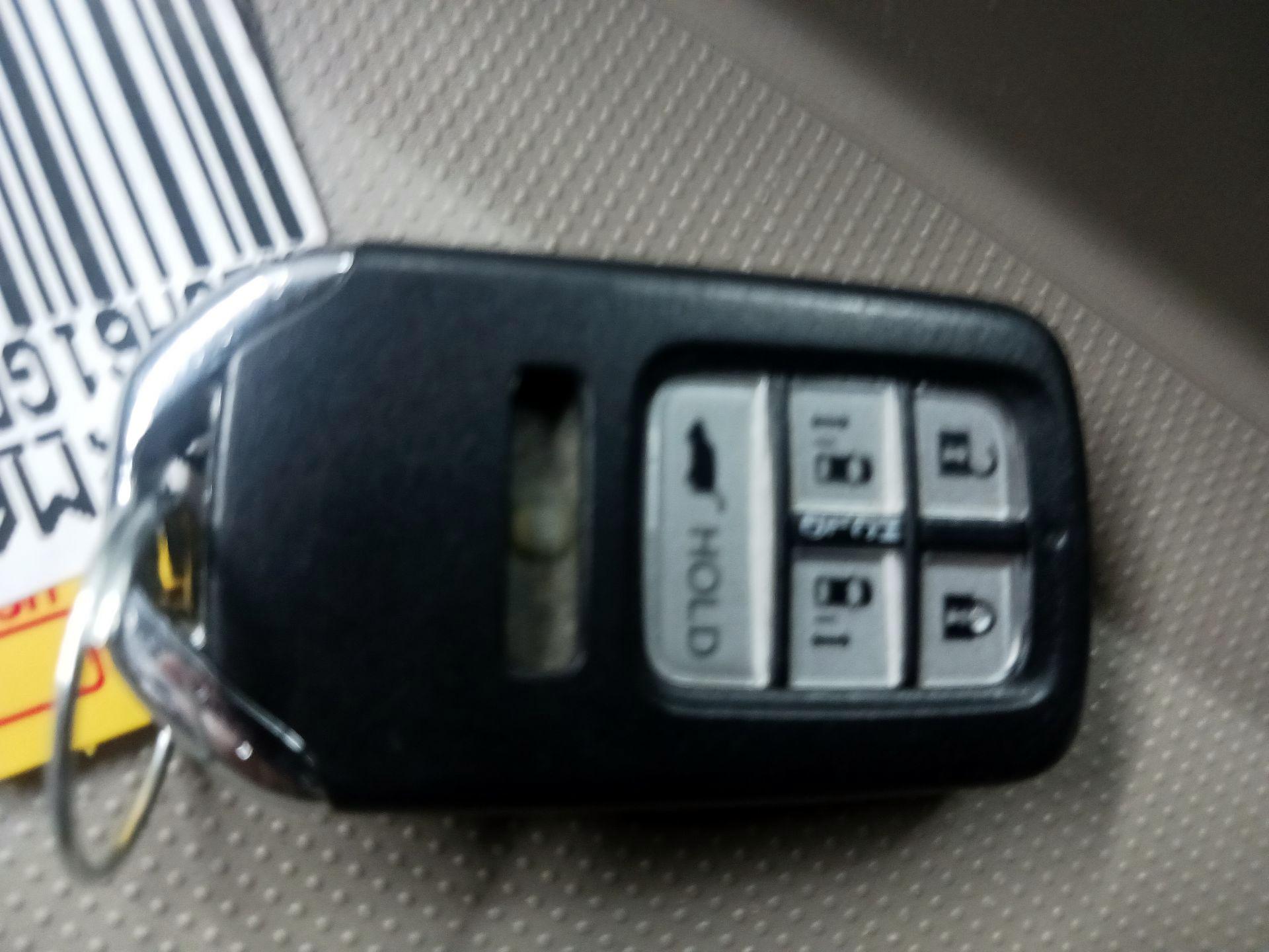 Thumbnail: 2016 Honda Odyssey - 18