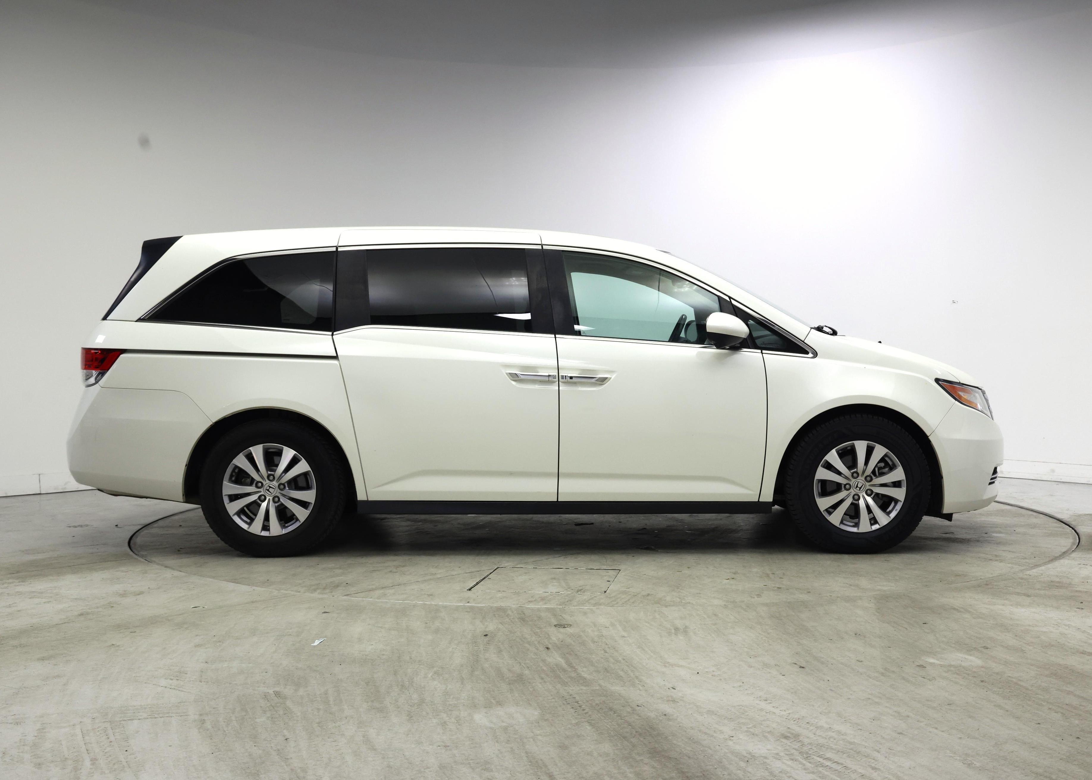 Thumbnail: 2016 Honda Odyssey - 7