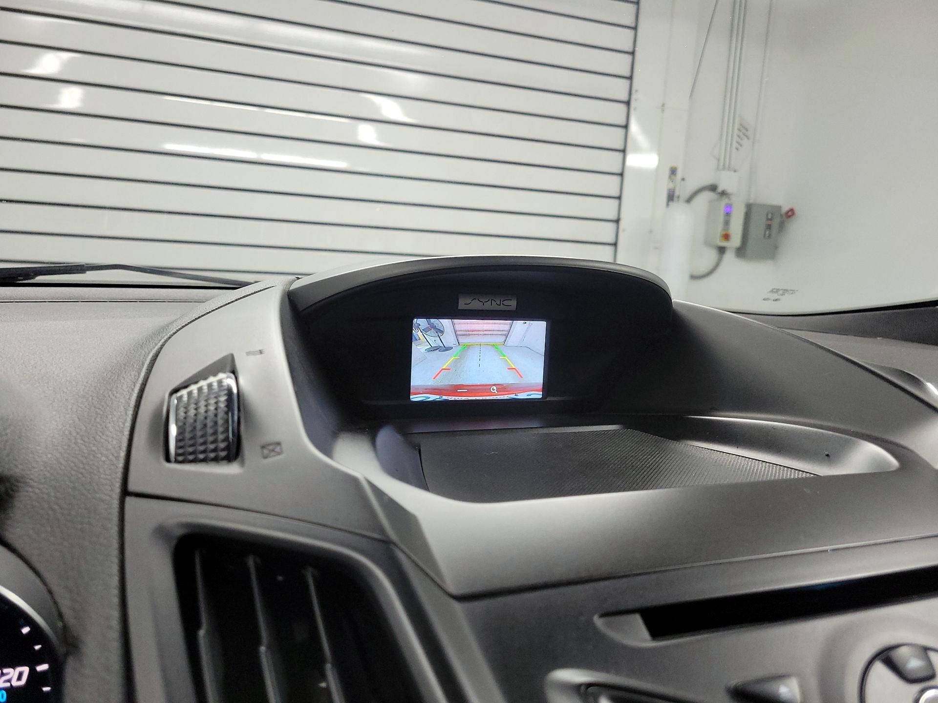 Thumbnail: 2016 Ford Escape - 14