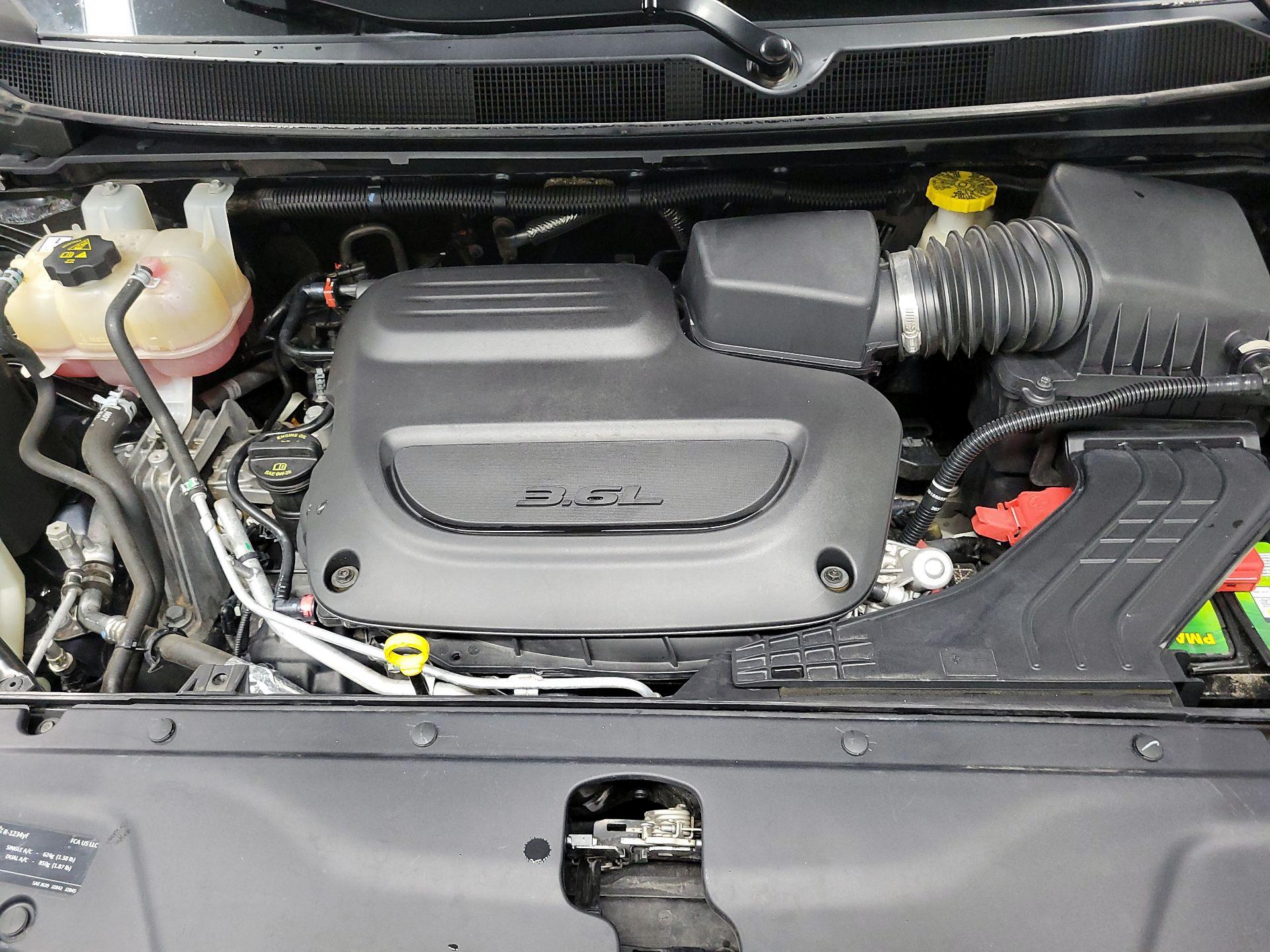 Thumbnail: 2021 Chrysler Pacifica - 19