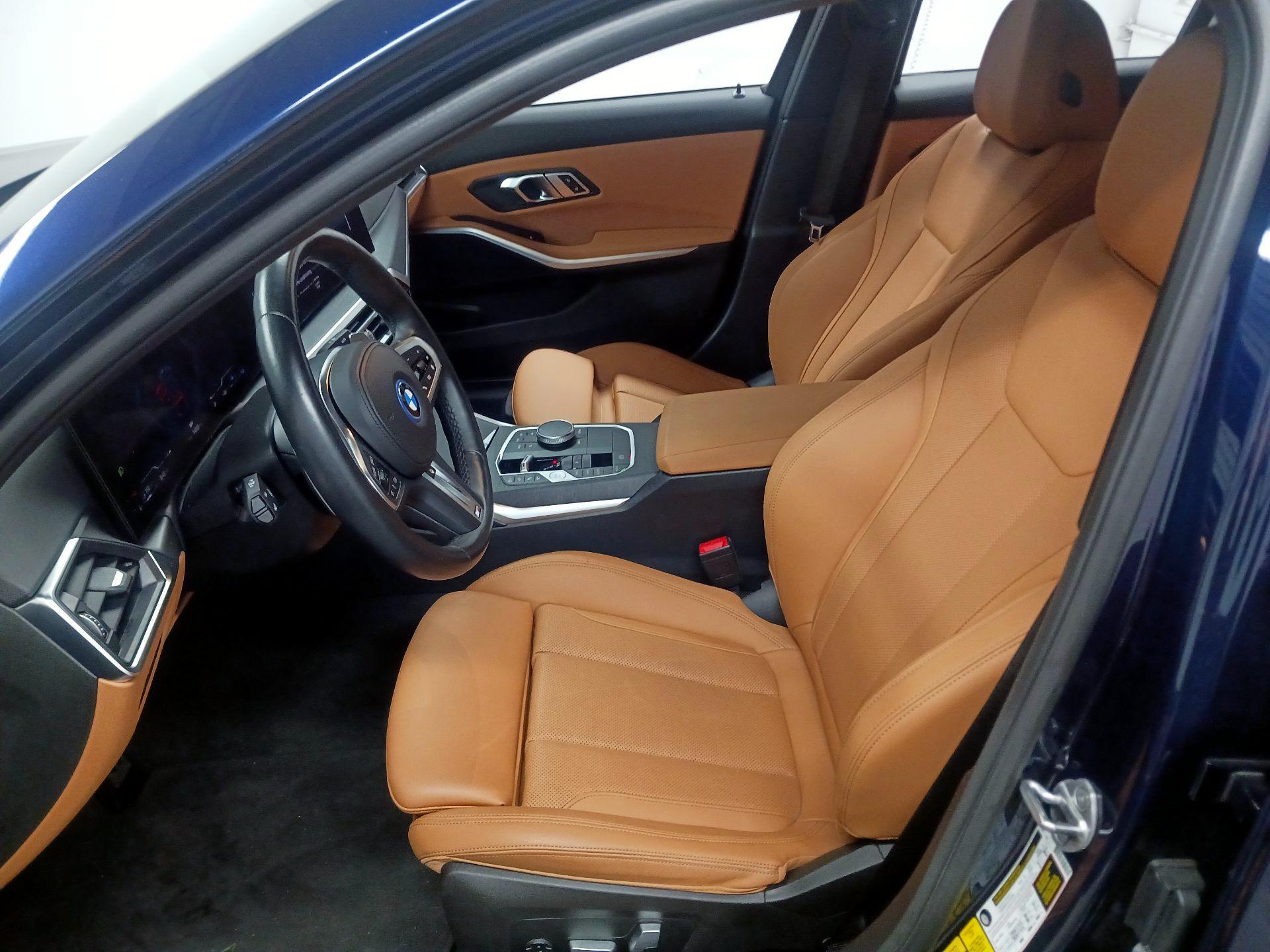 Thumbnail: 2023 BMW 3 Series - 11