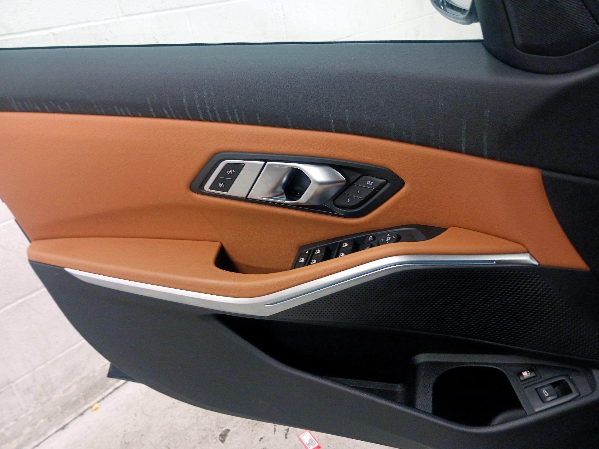 Thumbnail: 2023 BMW 3 Series - 12