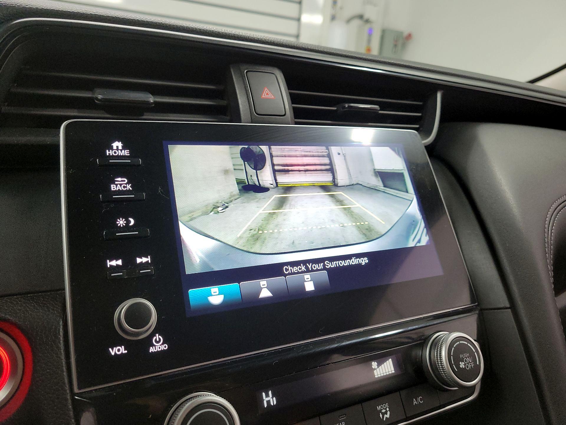 Thumbnail: 2020 Honda Insight - 14