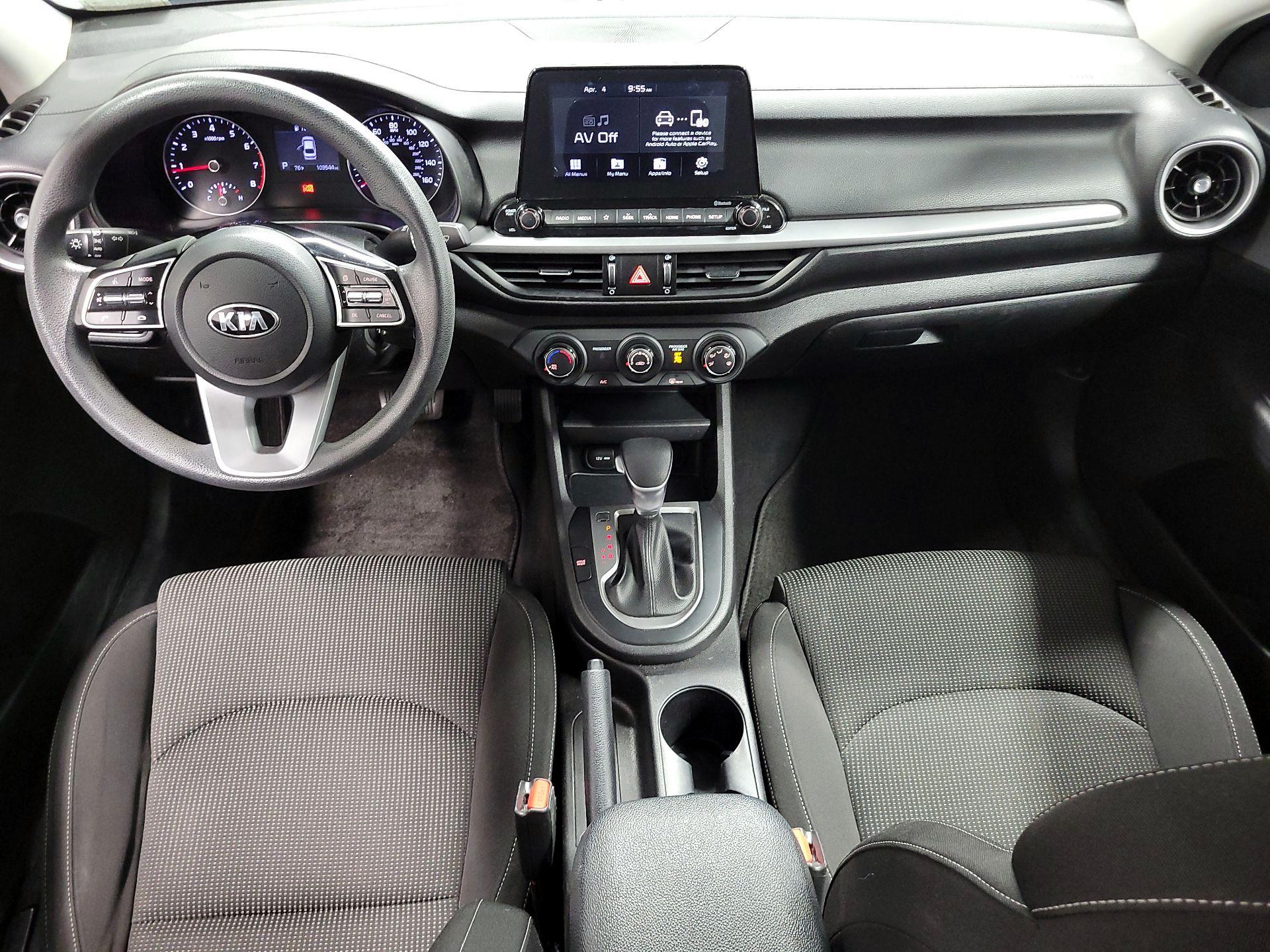 Thumbnail: 2020 Kia Forte - 9