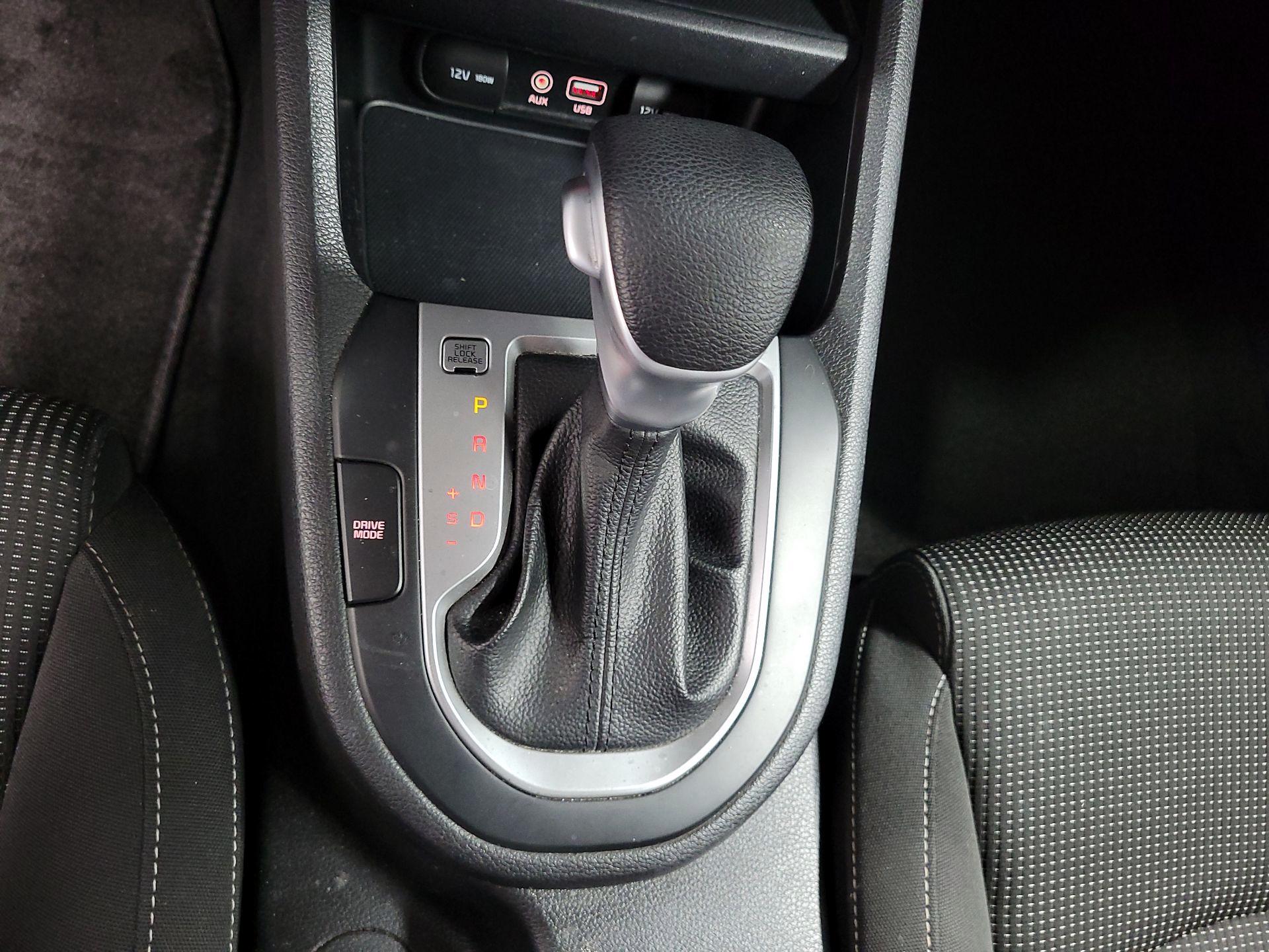 Thumbnail: 2020 Kia Forte - 15