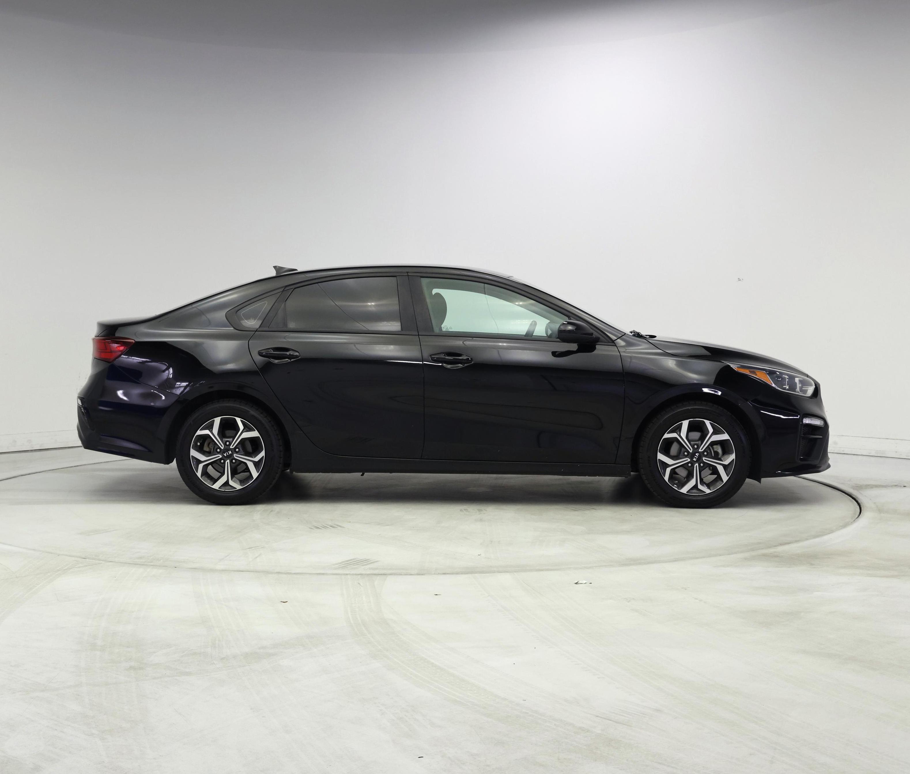 Thumbnail: 2020 Kia Forte - 7