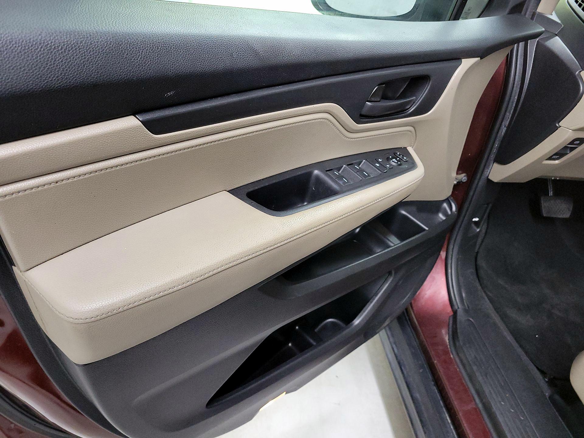 Thumbnail: 2020 Honda Odyssey - 12