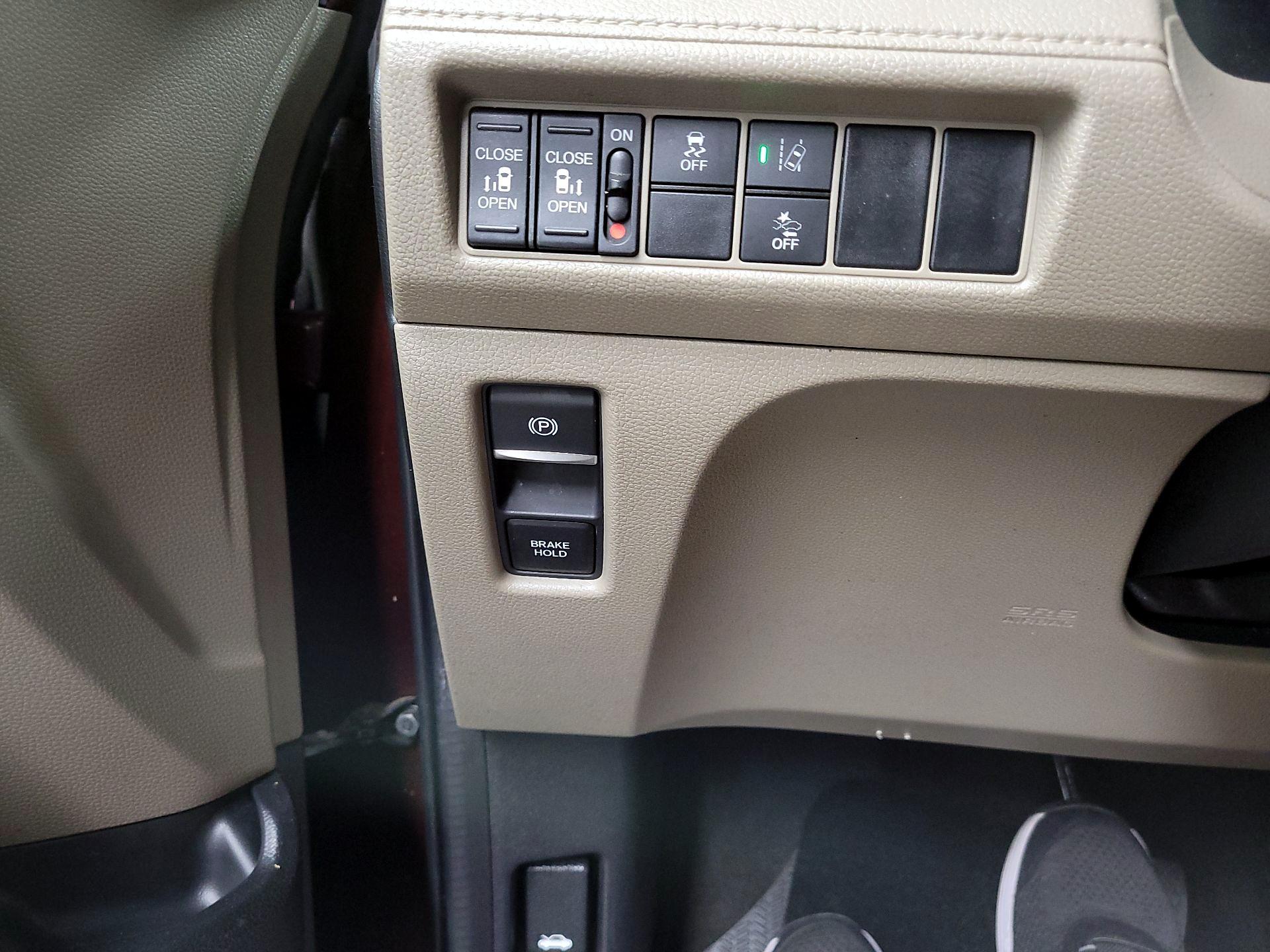 Thumbnail: 2020 Honda Odyssey - 13
