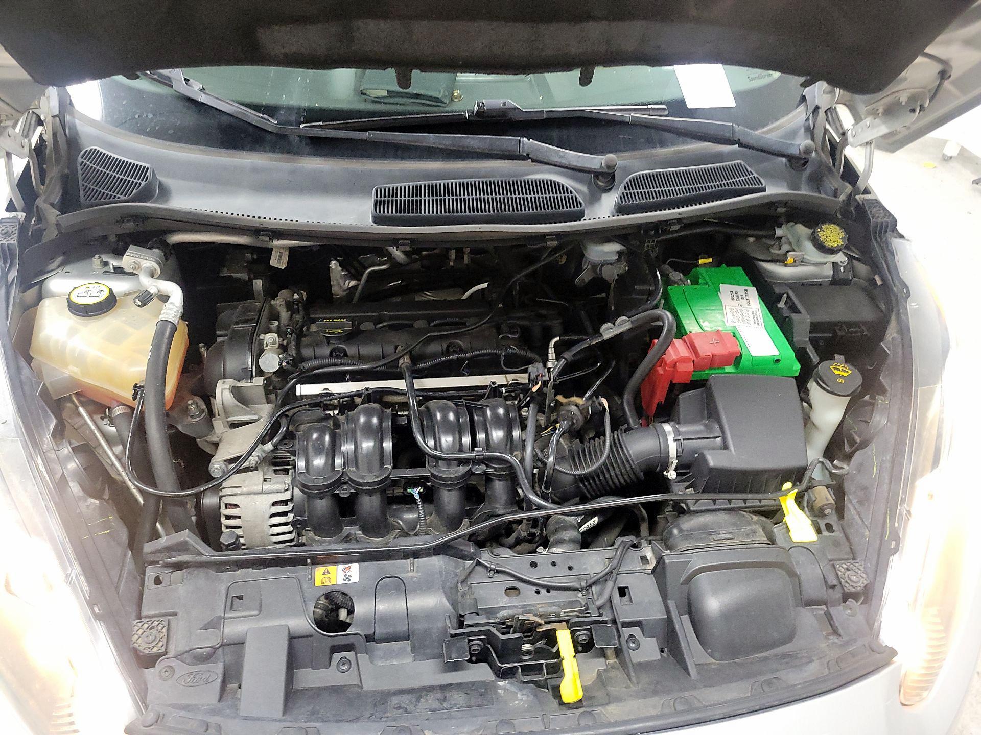 Thumbnail: 2016 Ford Fiesta - 17