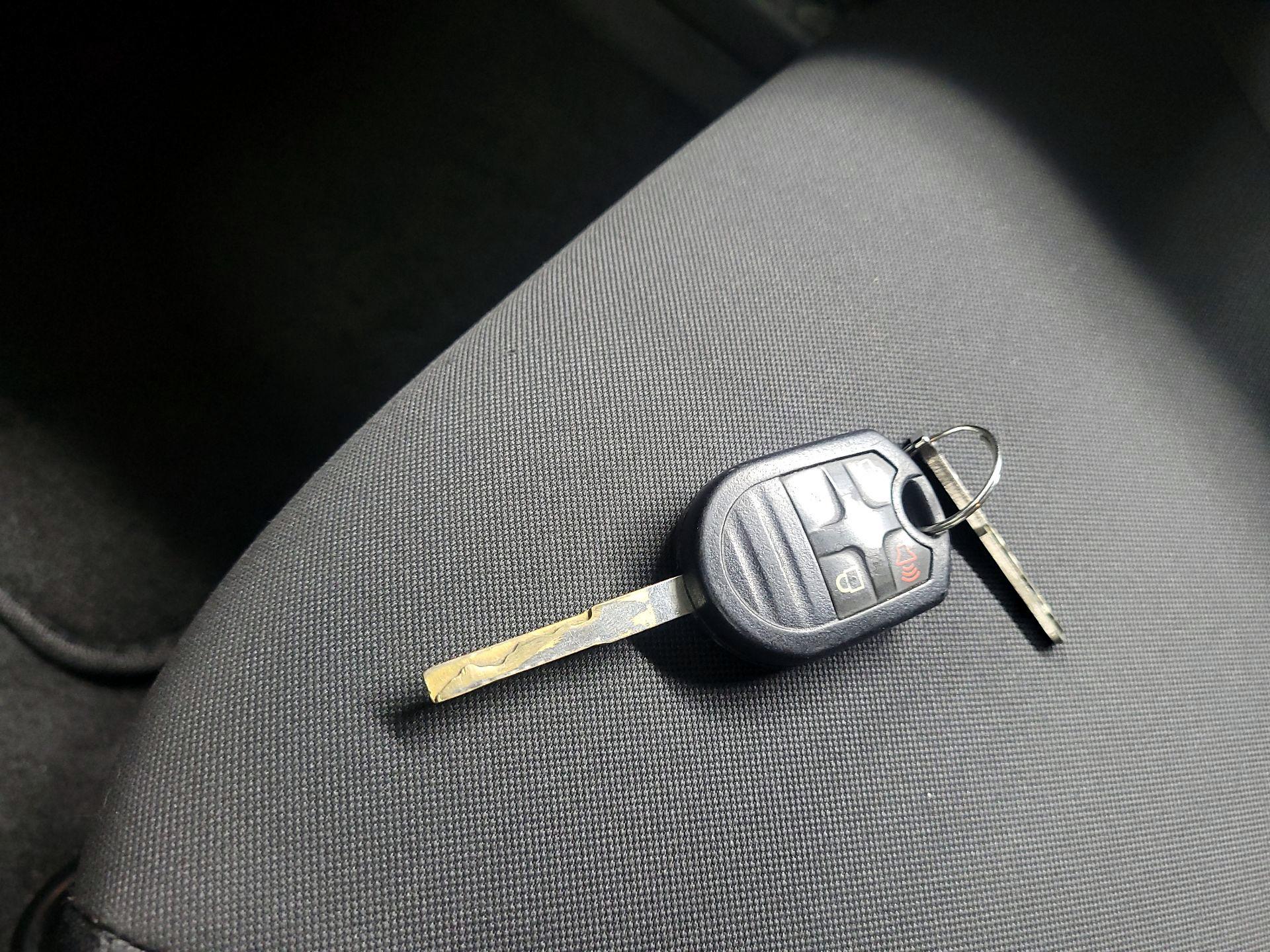 Thumbnail: 2016 Ford Fiesta - 18